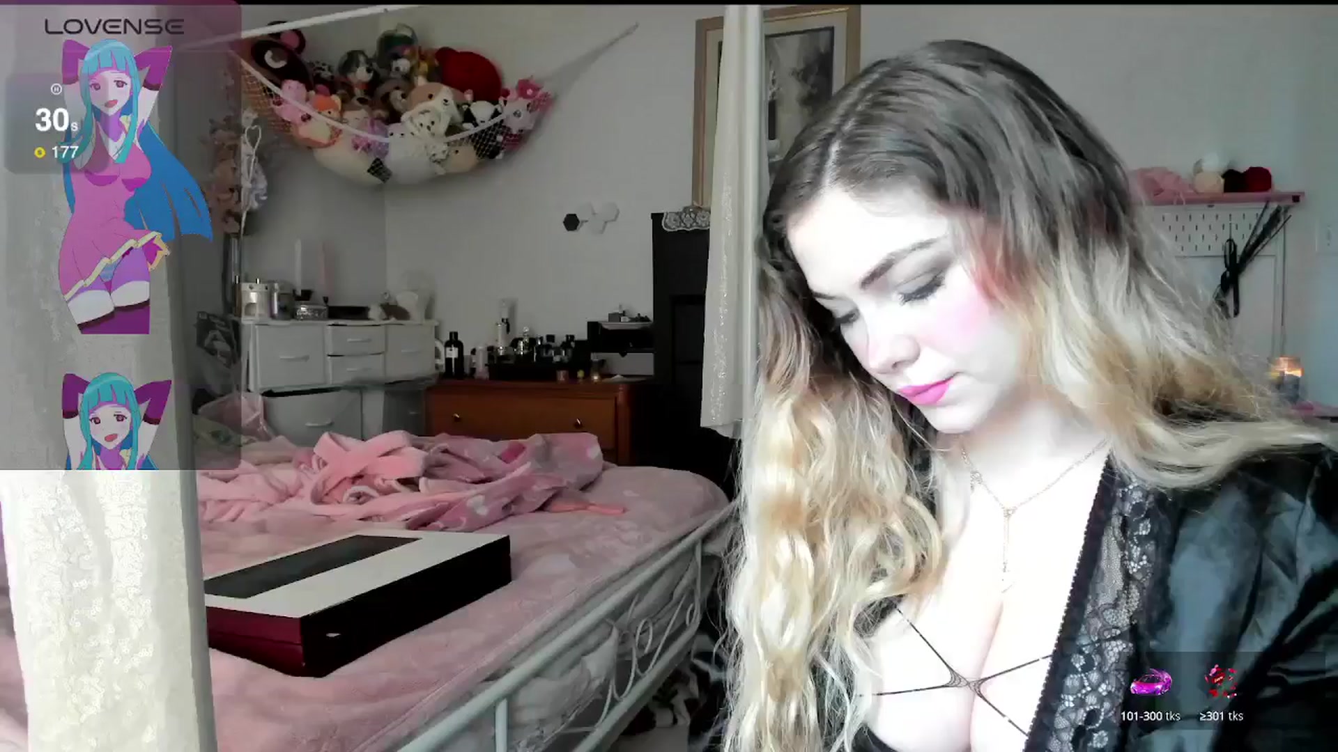 Gallery image thumbnail from lolypopbubble's myfreecams stream on, 04/15/2025, 20:25 image 1 of 20