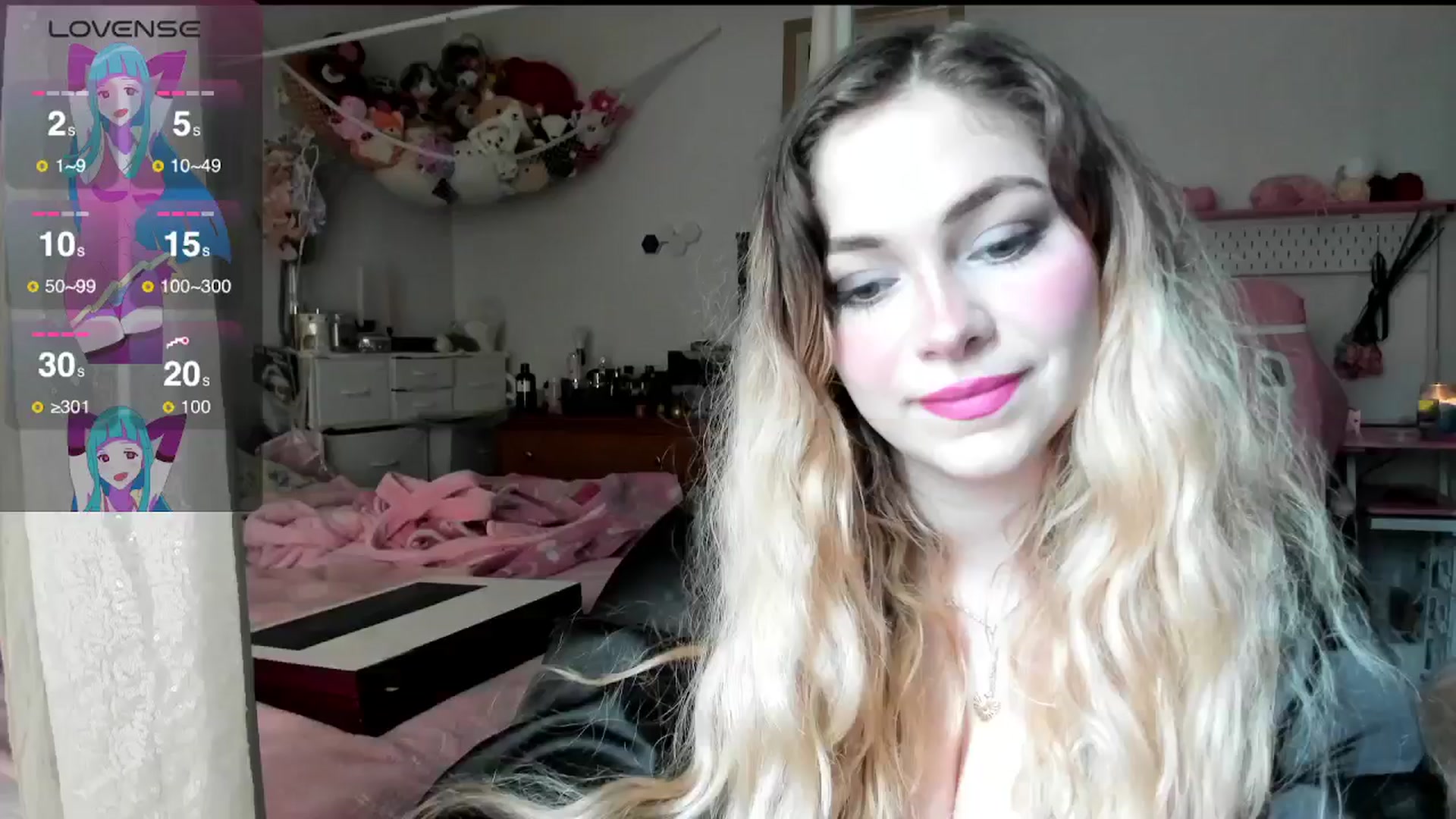 Gallery image thumbnail from lolypopbubble's myfreecams stream on, 04/15/2025, 20:25 image 11 of 20