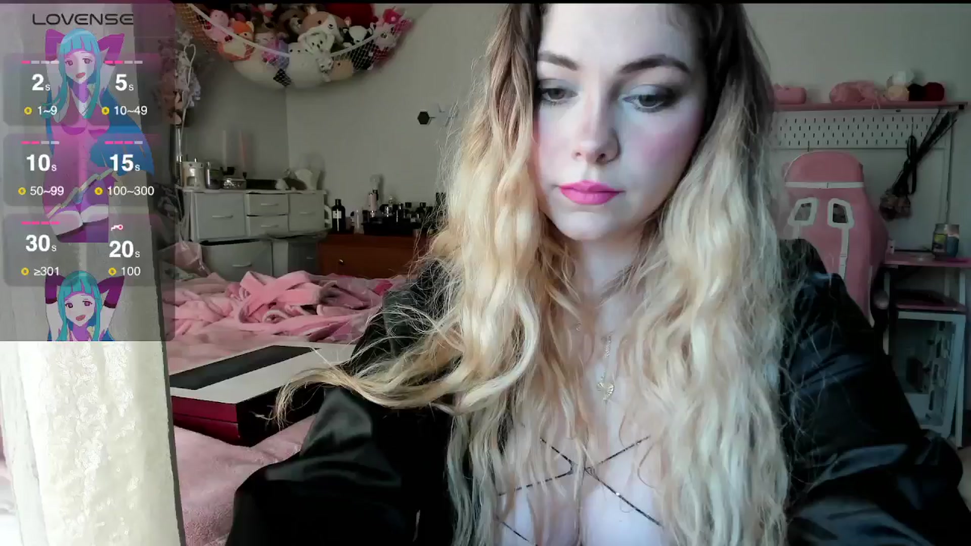 Gallery image thumbnail from lolypopbubble's myfreecams stream on, 04/15/2025, 20:25 image 16 of 20