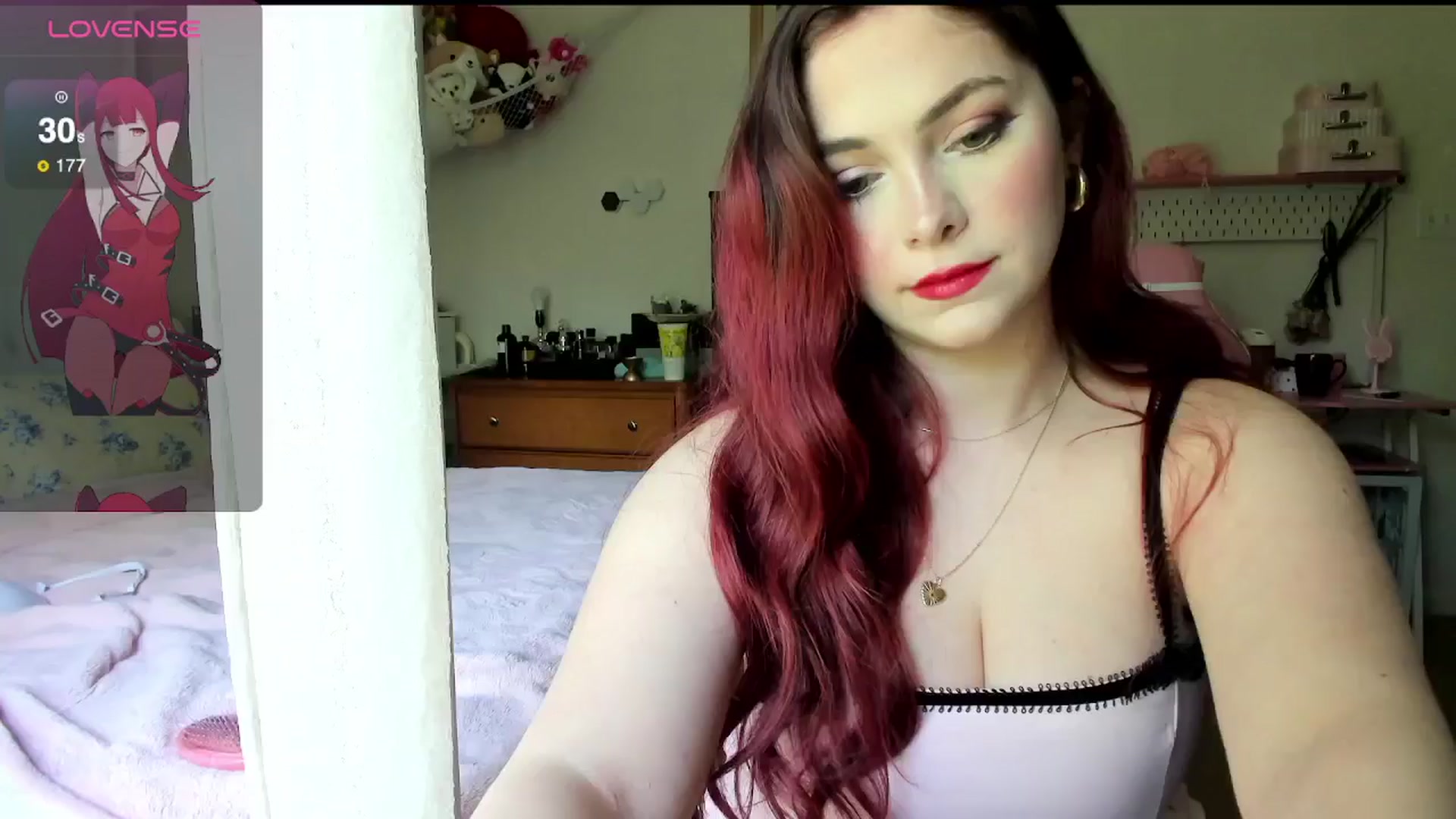 Gallery image thumbnail from lolypopbubble's myfreecams stream on, 04/29/2025, 19:27 image 14 of 20