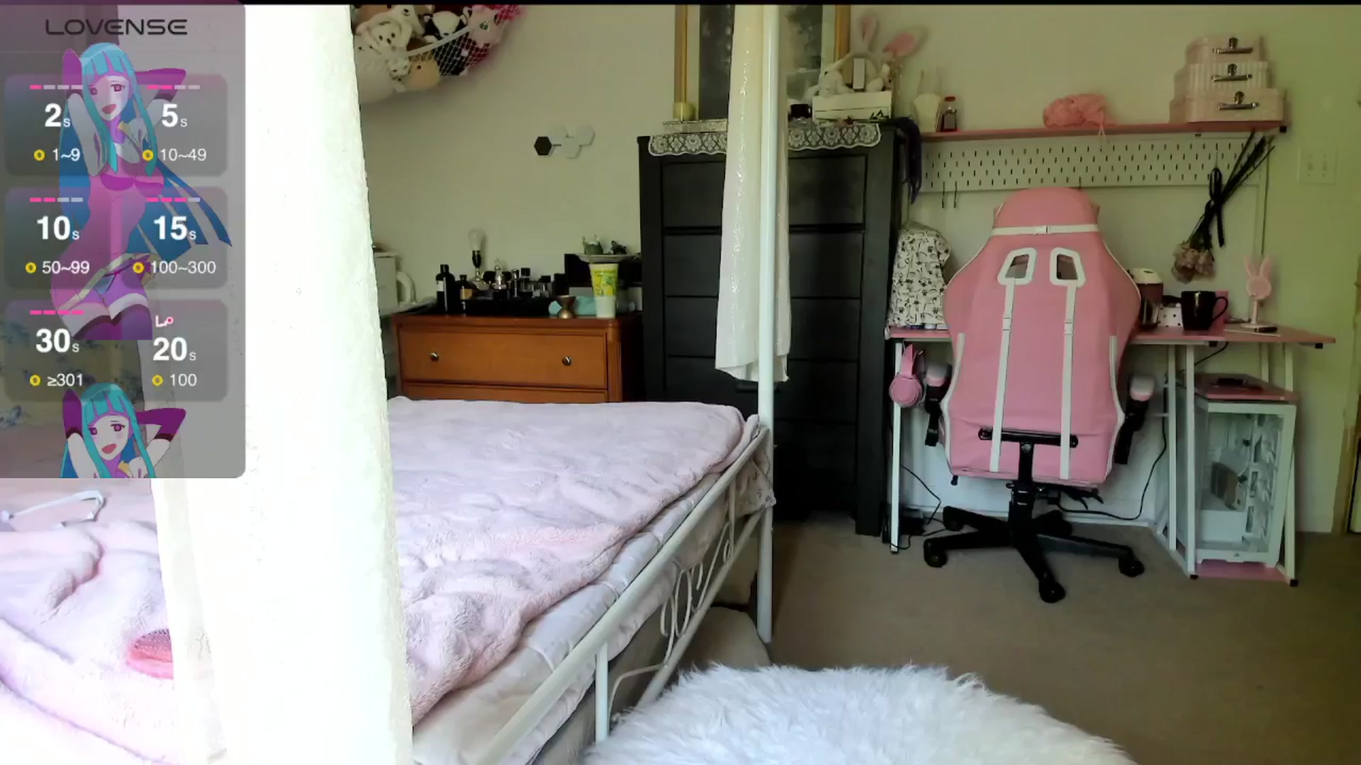 Gallery image thumbnail from lolypopbubble's myfreecams stream on, 04/29/2025, 19:27 image 9 of 20