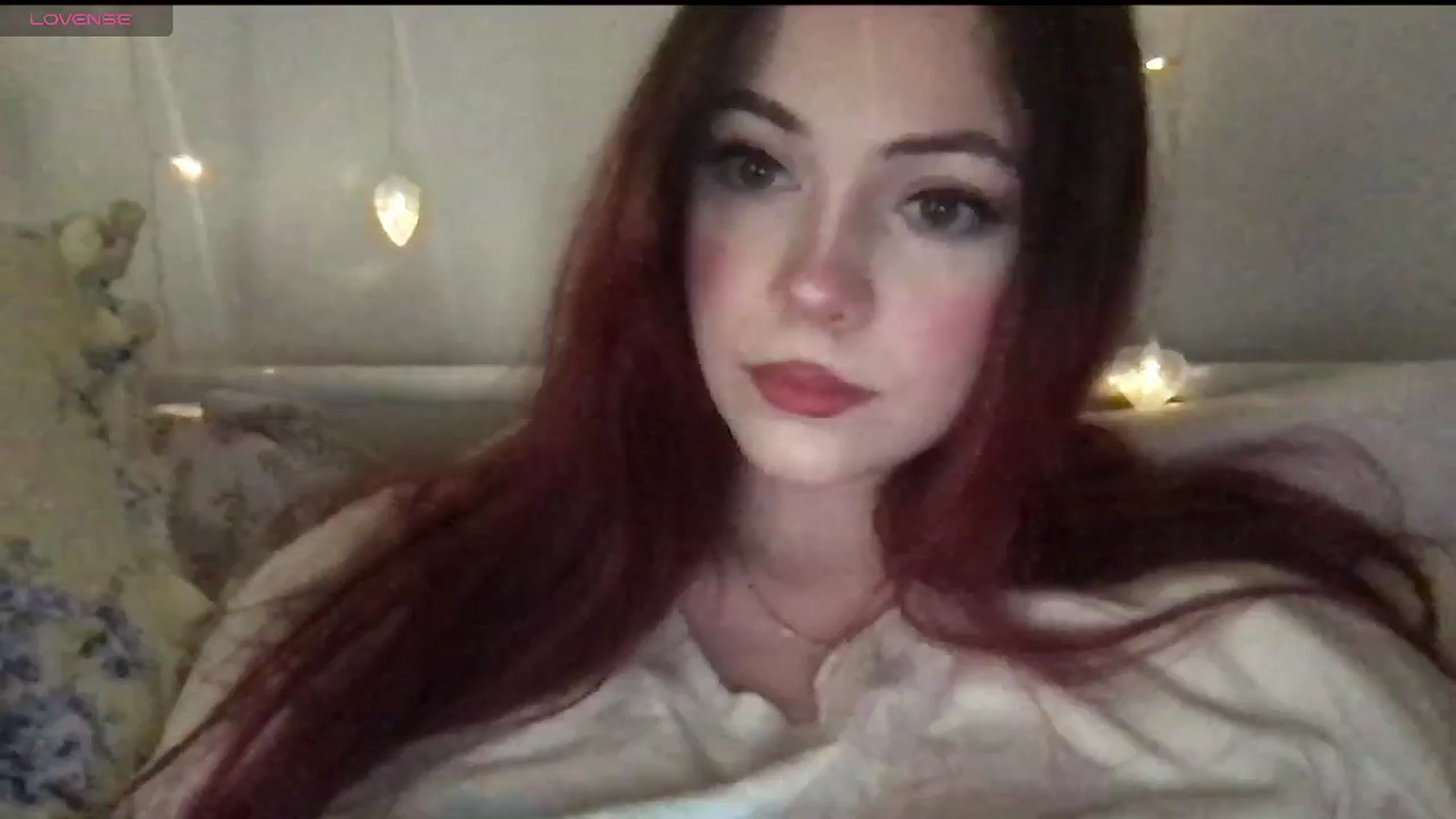 Gallery image thumbnail from lolypopbubble's myfreecams stream on, 05/06/2025, 21:11 image 3 of 20