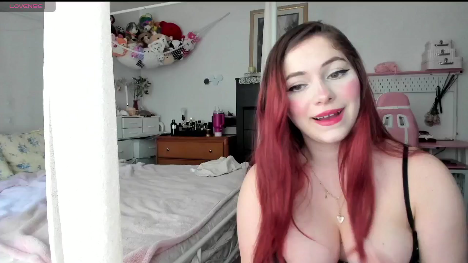 Gallery image thumbnail from lolypopbubble's myfreecams stream on, 05/07/2025, 19:16 image 7 of 20