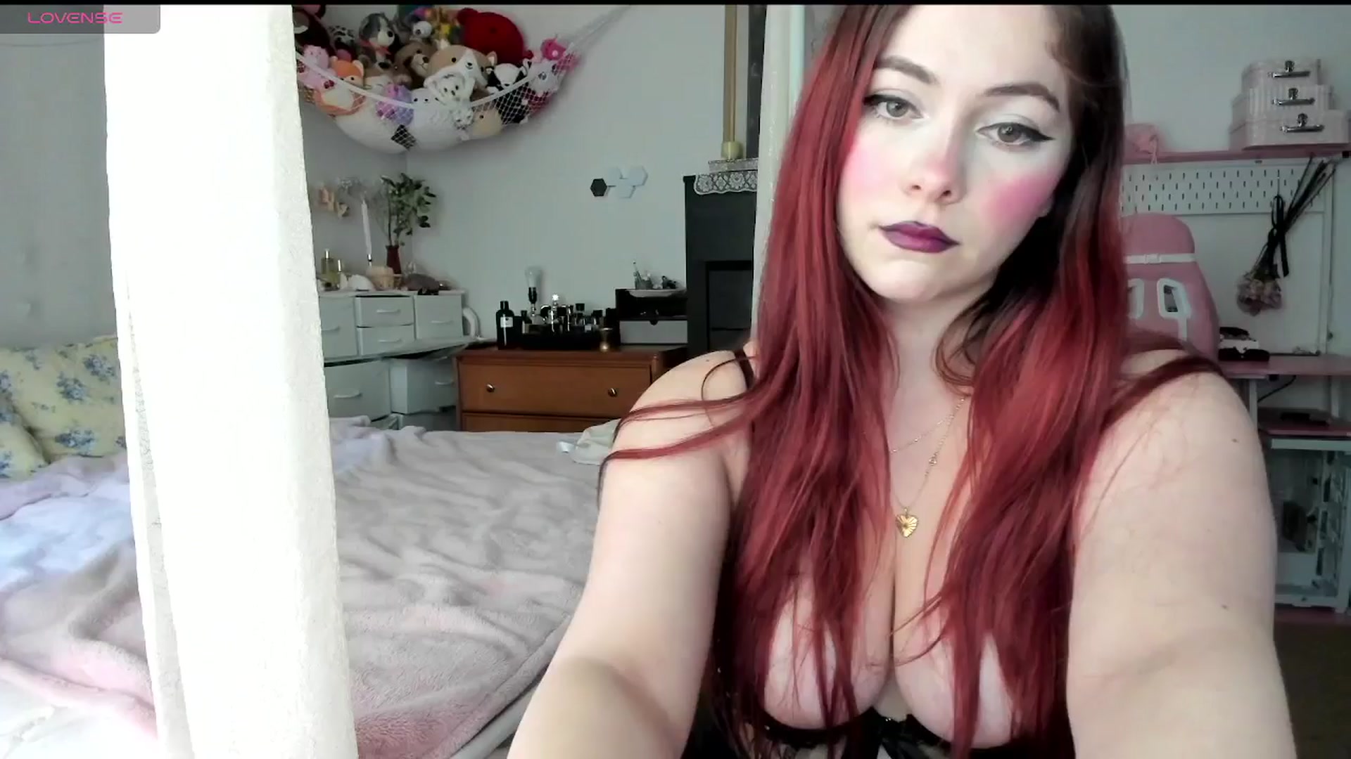 Gallery image thumbnail from lolypopbubble's myfreecams stream on, 05/07/2025, 20:16 image 16 of 20