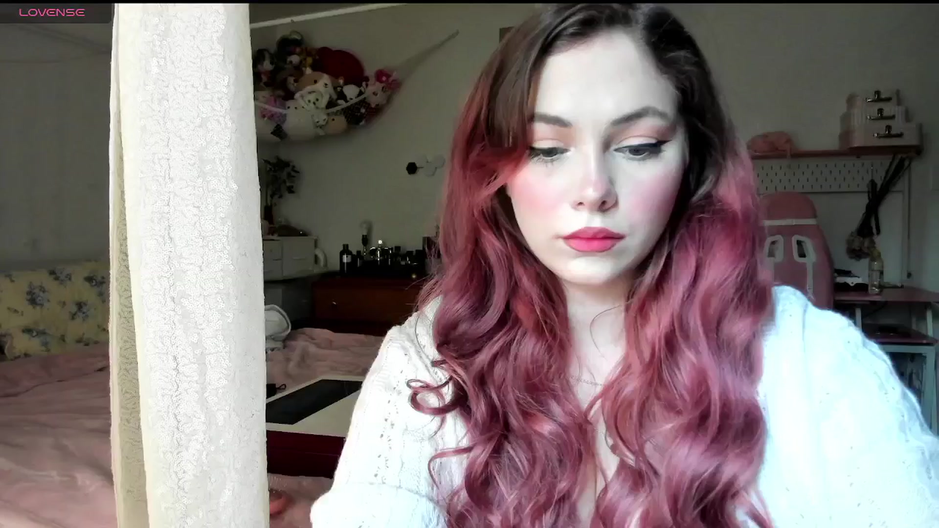 Gallery image thumbnail from lolypopbubble's myfreecams stream on, 05/08/2025, 18:13 image 1 of 20