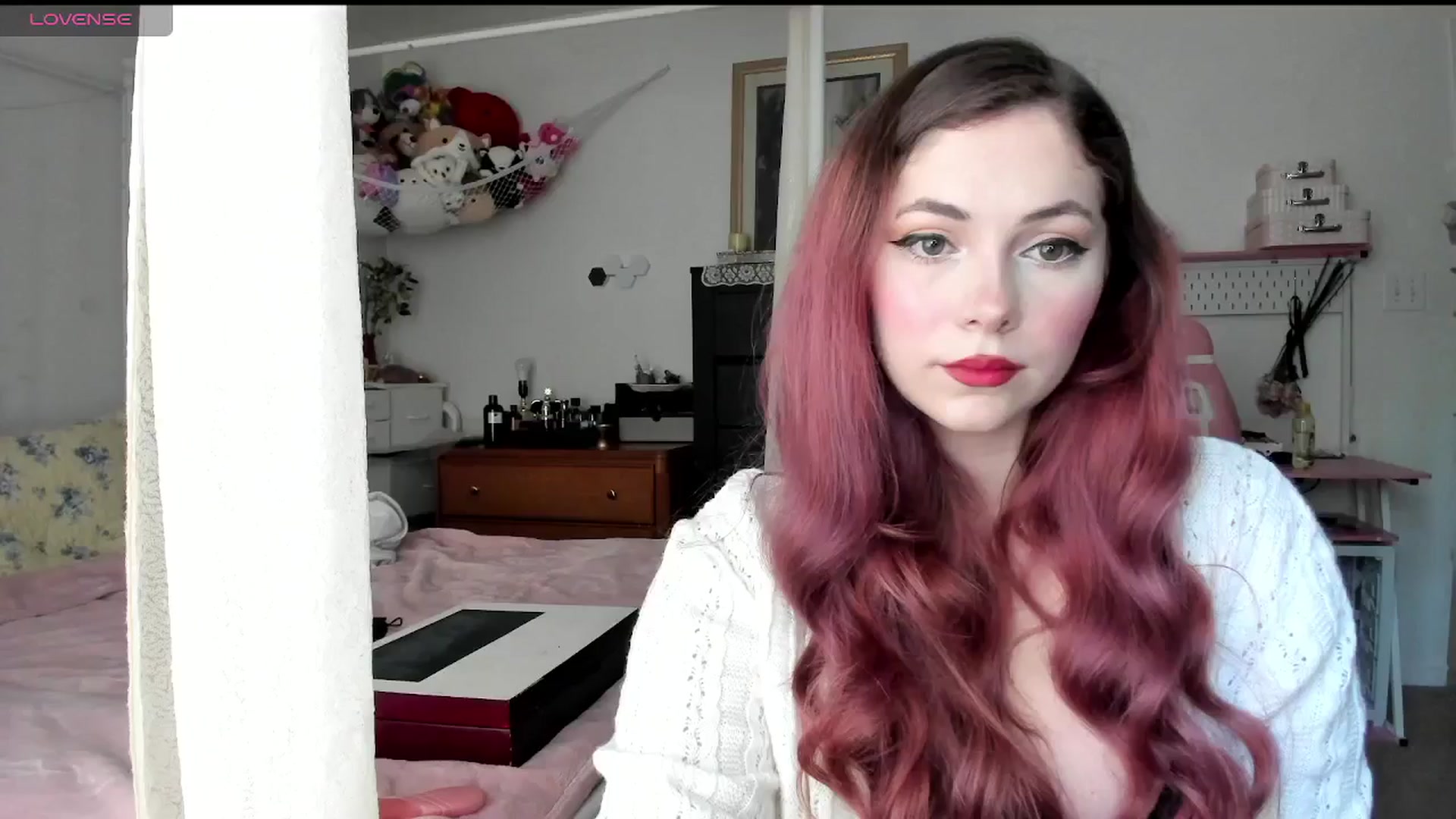 Gallery image thumbnail from lolypopbubble's myfreecams stream on, 05/08/2025, 18:13 image 17 of 20