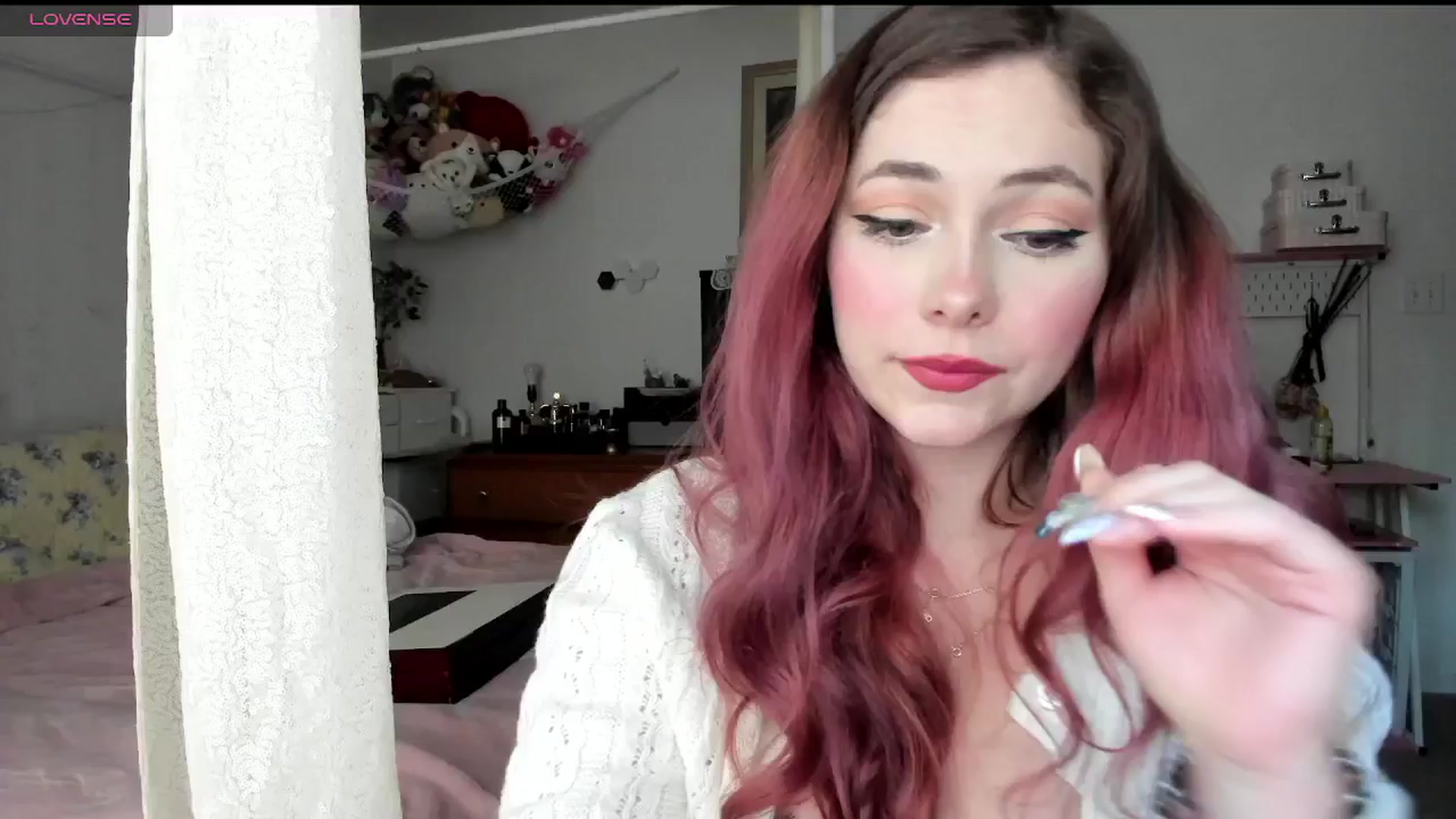 Gallery image thumbnail from lolypopbubble's myfreecams stream on, 05/08/2025, 20:07 image 6 of 20