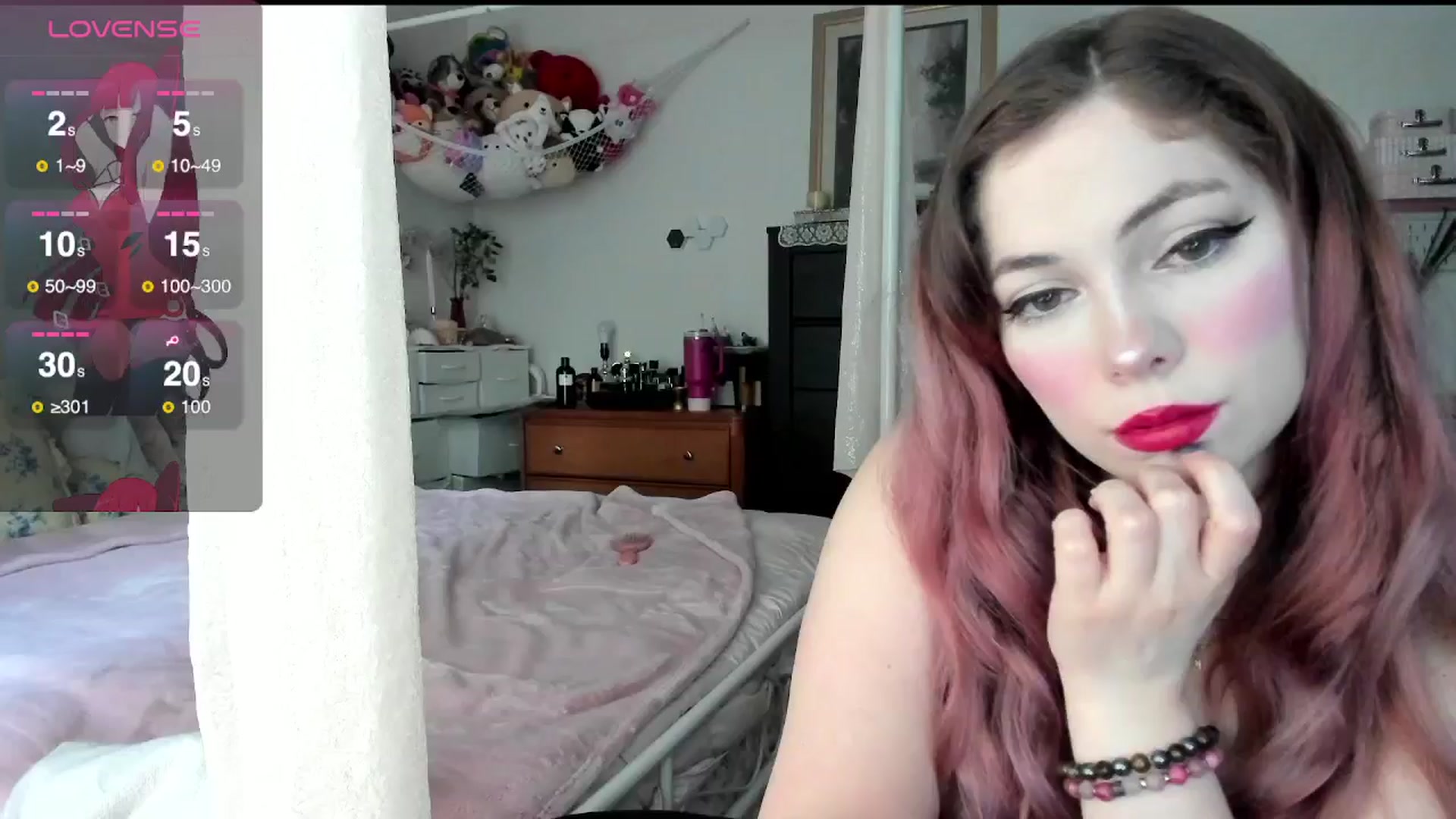 Gallery image thumbnail from lolypopbubble's myfreecams stream on, 05/13/2025, 20:26 image 3 of 20