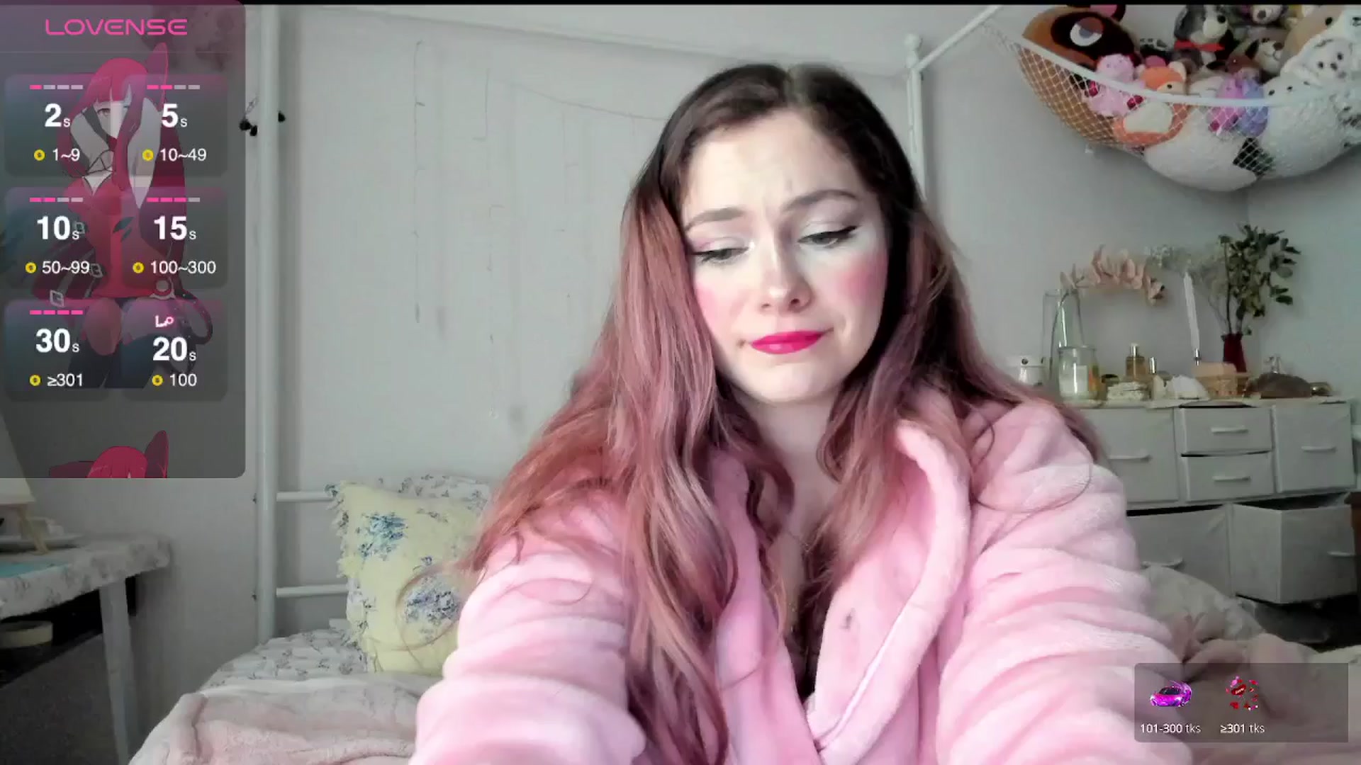 Gallery image thumbnail from lolypopbubble's myfreecams stream on, 05/14/2025, 19:45 image 3 of 20