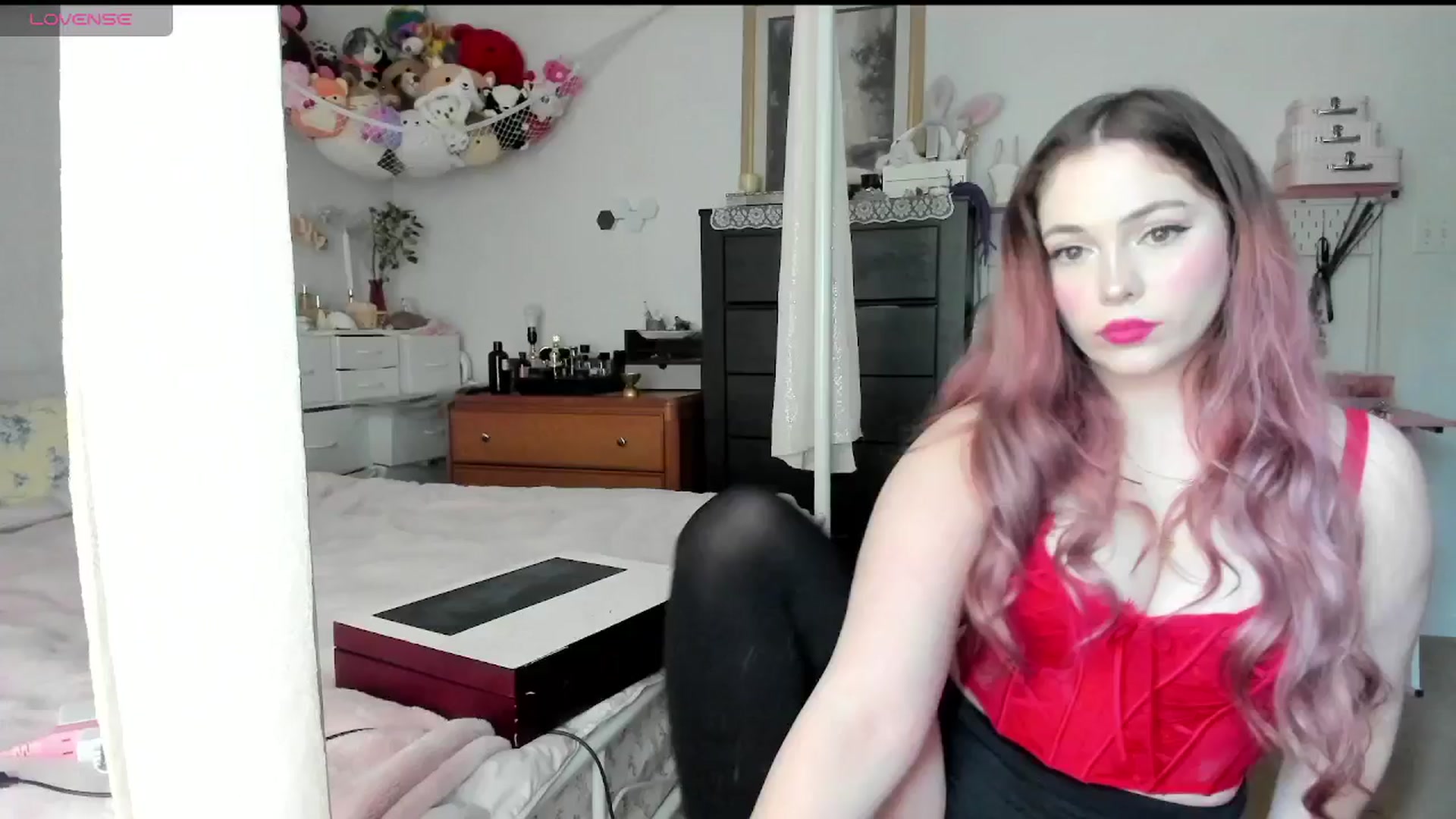 Gallery image thumbnail from lolypopbubble's myfreecams stream on, 05/15/2025, 16:54 image 8 of 20