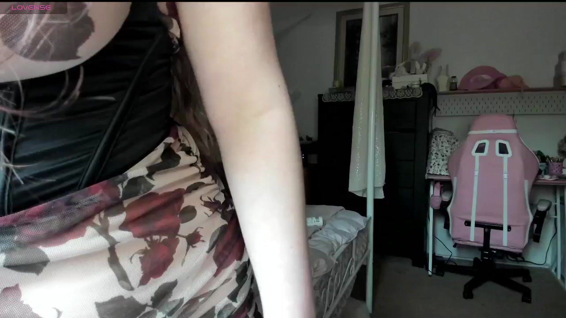 Gallery image thumbnail from lolypopbubble's myfreecams stream on, 05/16/2025, 20:43 image 12 of 20