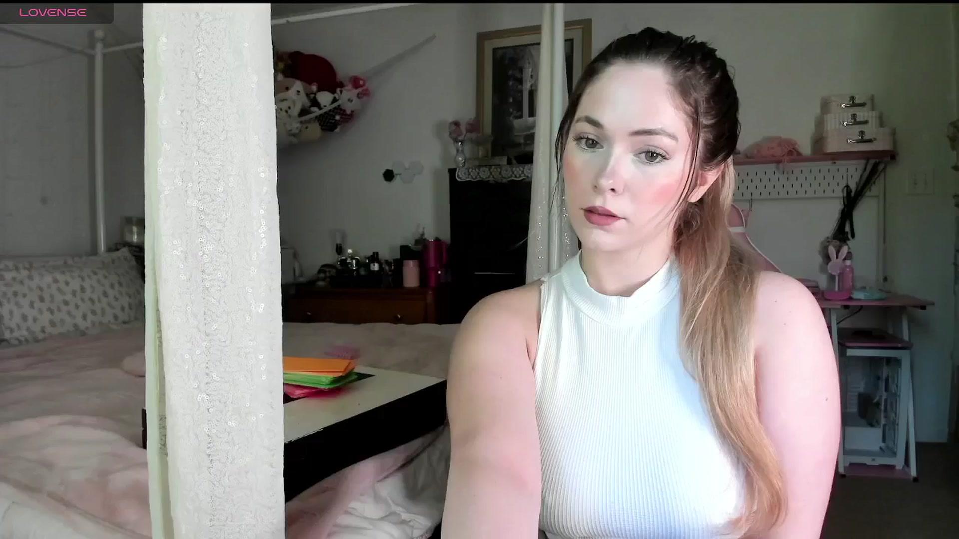 Gallery image thumbnail from lolypopbubble's myfreecams stream on, 06/04/2025, 16:06 image 7 of 20