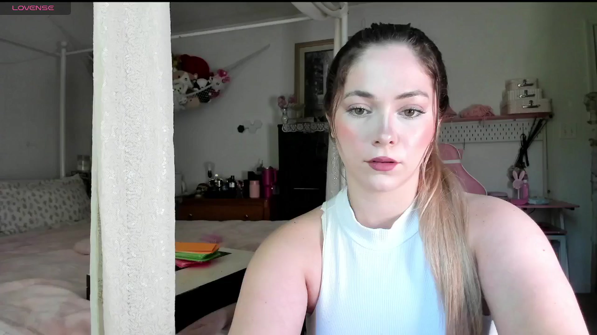 Gallery image thumbnail from lolypopbubble's myfreecams stream on, 06/04/2025, 16:06 image 1 of 20