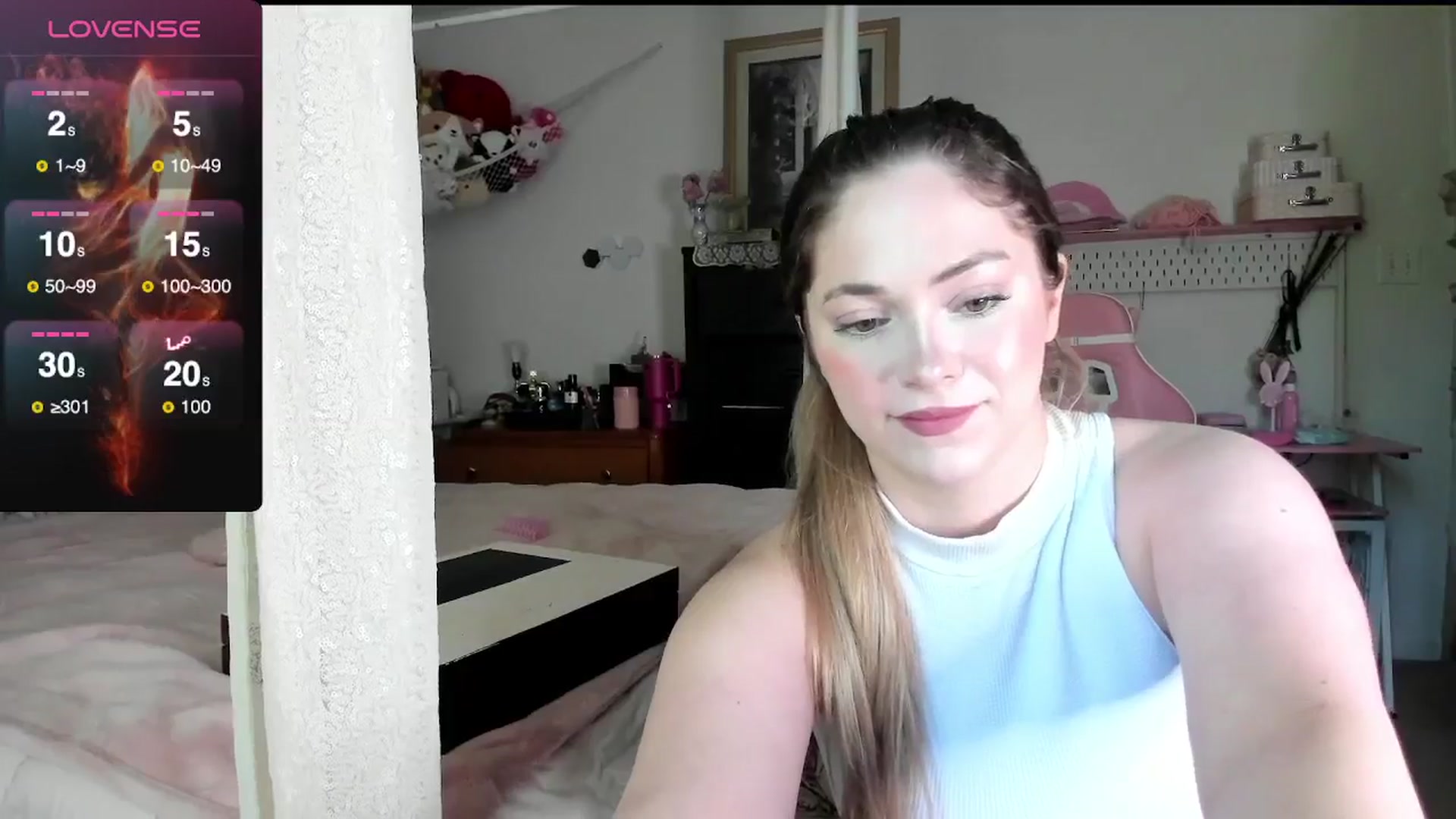 Gallery image thumbnail from lolypopbubble's myfreecams stream on, 06/04/2025, 17:02 image 10 of 20