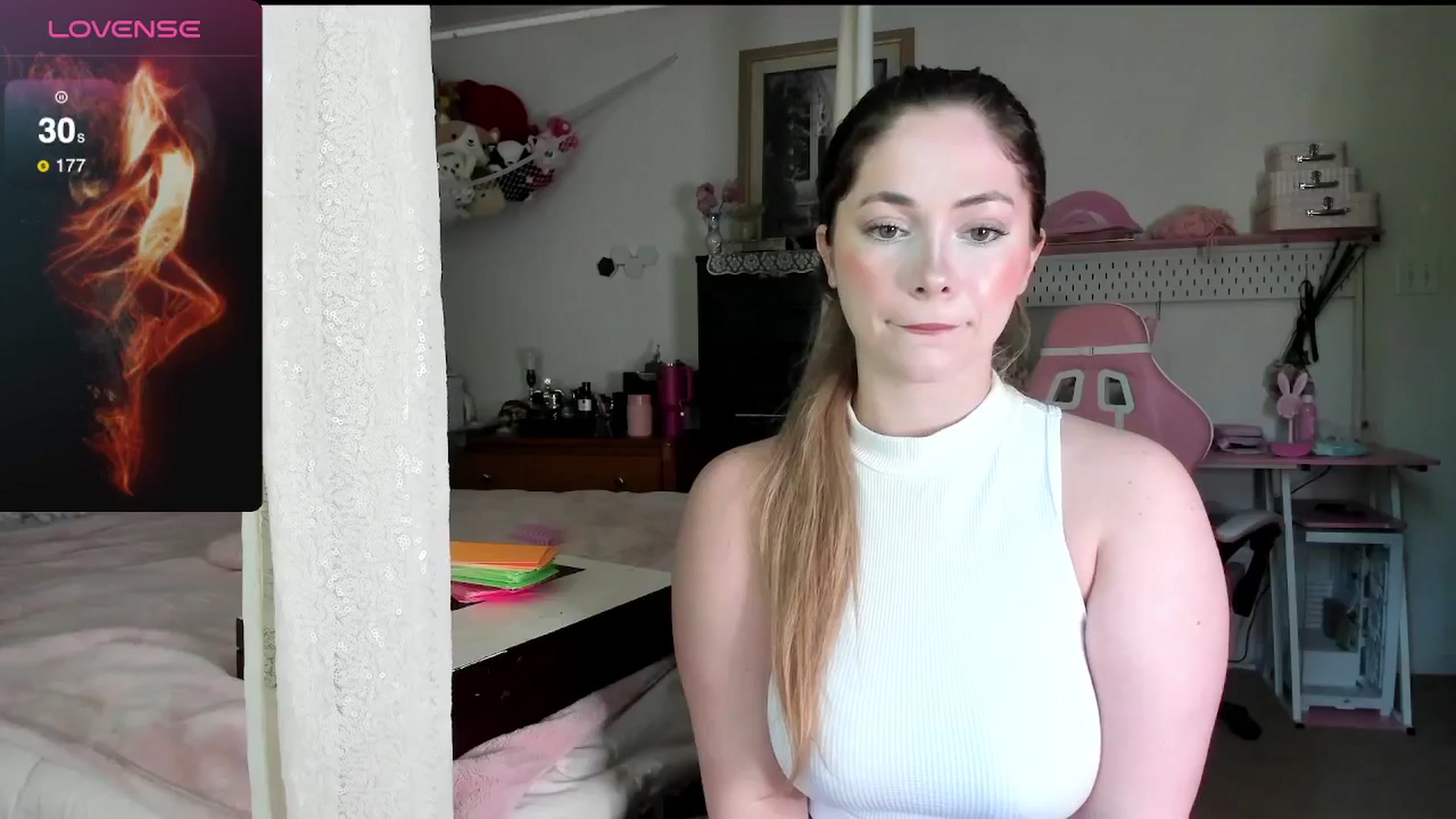 Gallery image thumbnail from lolypopbubble's myfreecams stream on, 06/04/2025, 17:02 image 5 of 20