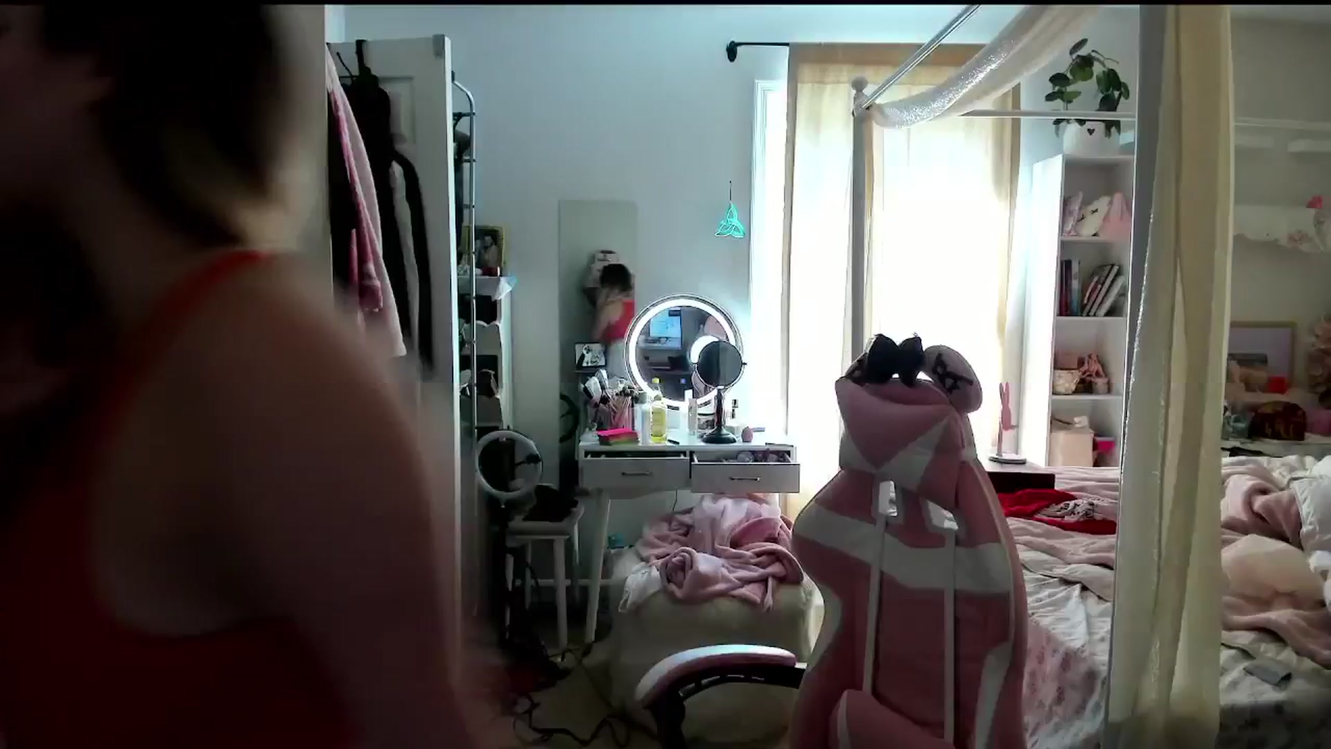 Gallery image thumbnail from lolypopbubble's myfreecams stream on, 08/11/2025, 21:01 image 2 of 20