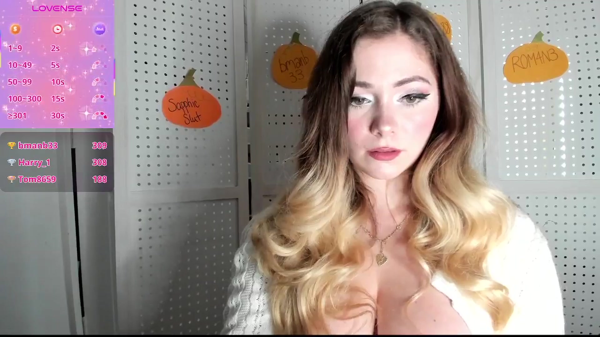 Gallery image thumbnail from lolypopbubble's myfreecams stream on, 10/15/2025, 20:49 image 13 of 20