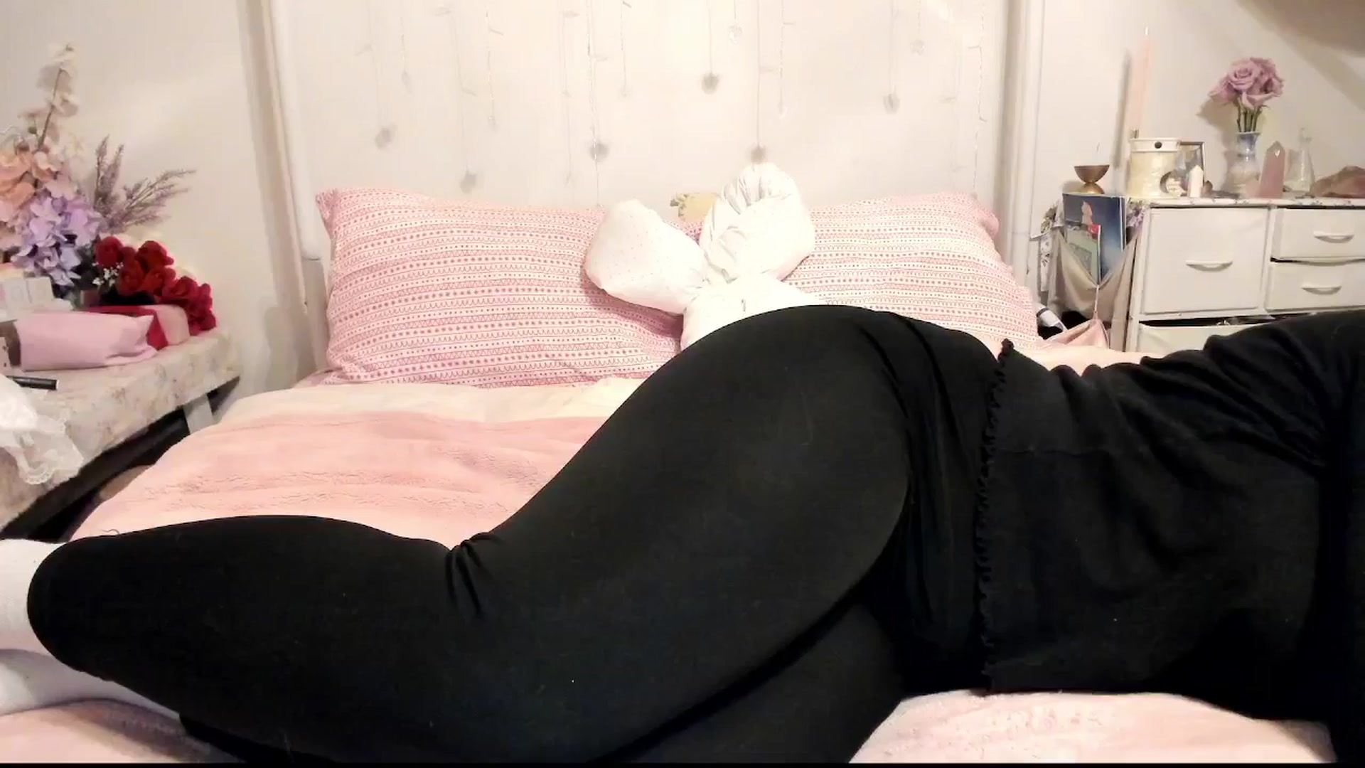 Gallery image thumbnail from lolypopbubble's myfreecams stream on, 11/11/2025, 01:53 image 19 of 20