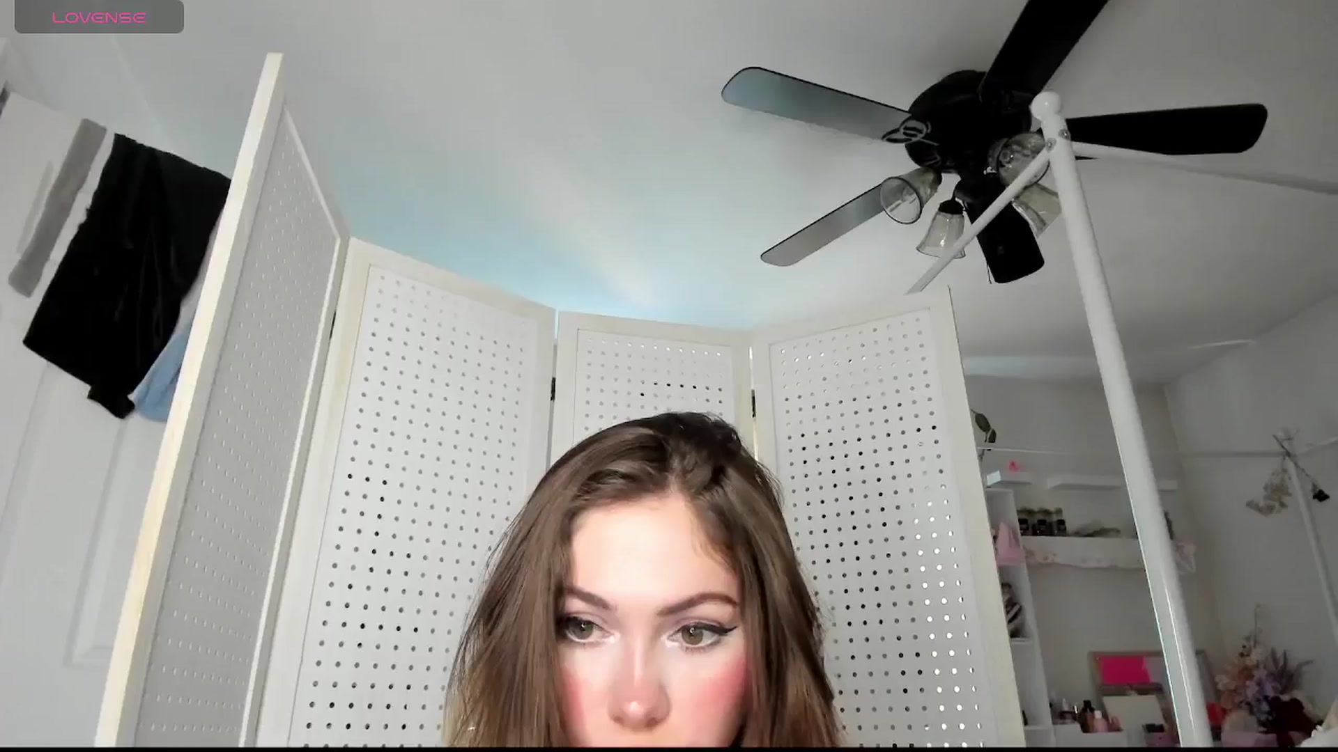 Gallery image thumbnail from lolypopbubble's myfreecams stream on, 11/13/2025, 20:33 image 2 of 20