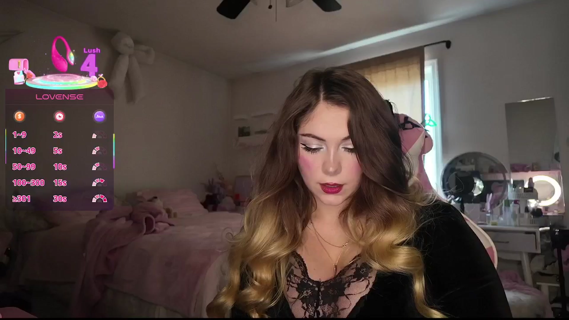 Gallery image thumbnail from lolypopbubble's myfreecams stream on, 12/11/2025, 19:34 image 9 of 20