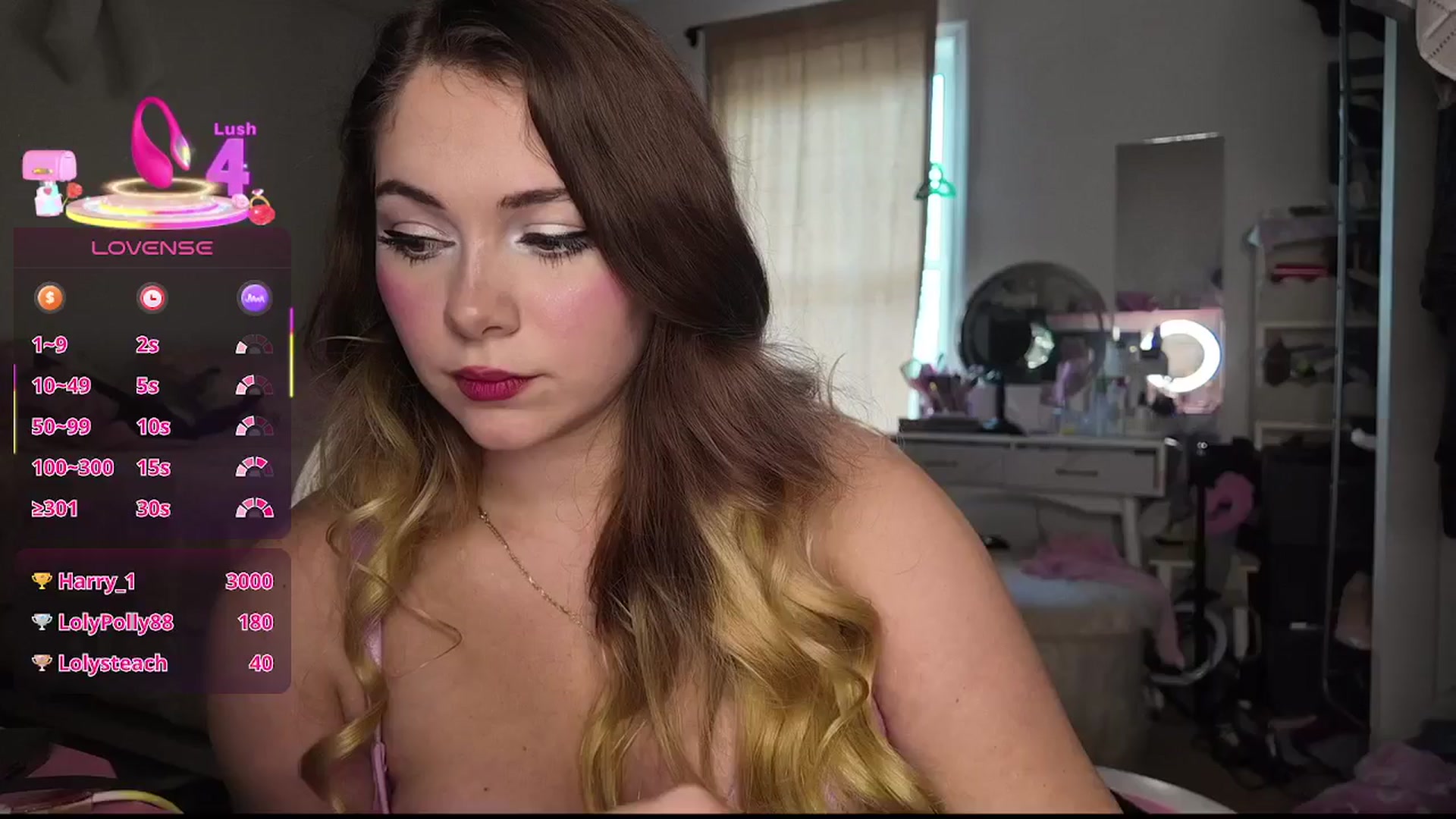 Gallery image thumbnail from lolypopbubble's myfreecams stream on, 12/11/2025, 21:15 image 17 of 20