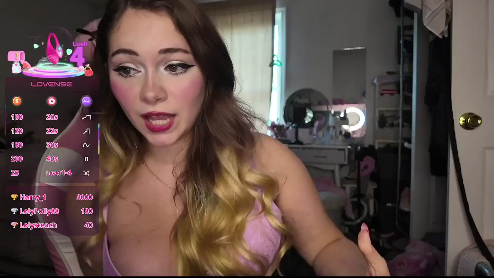 Gallery image thumbnail from lolypopbubble's myfreecams stream on, 12/11/2025, 21:15 image 14 of 20