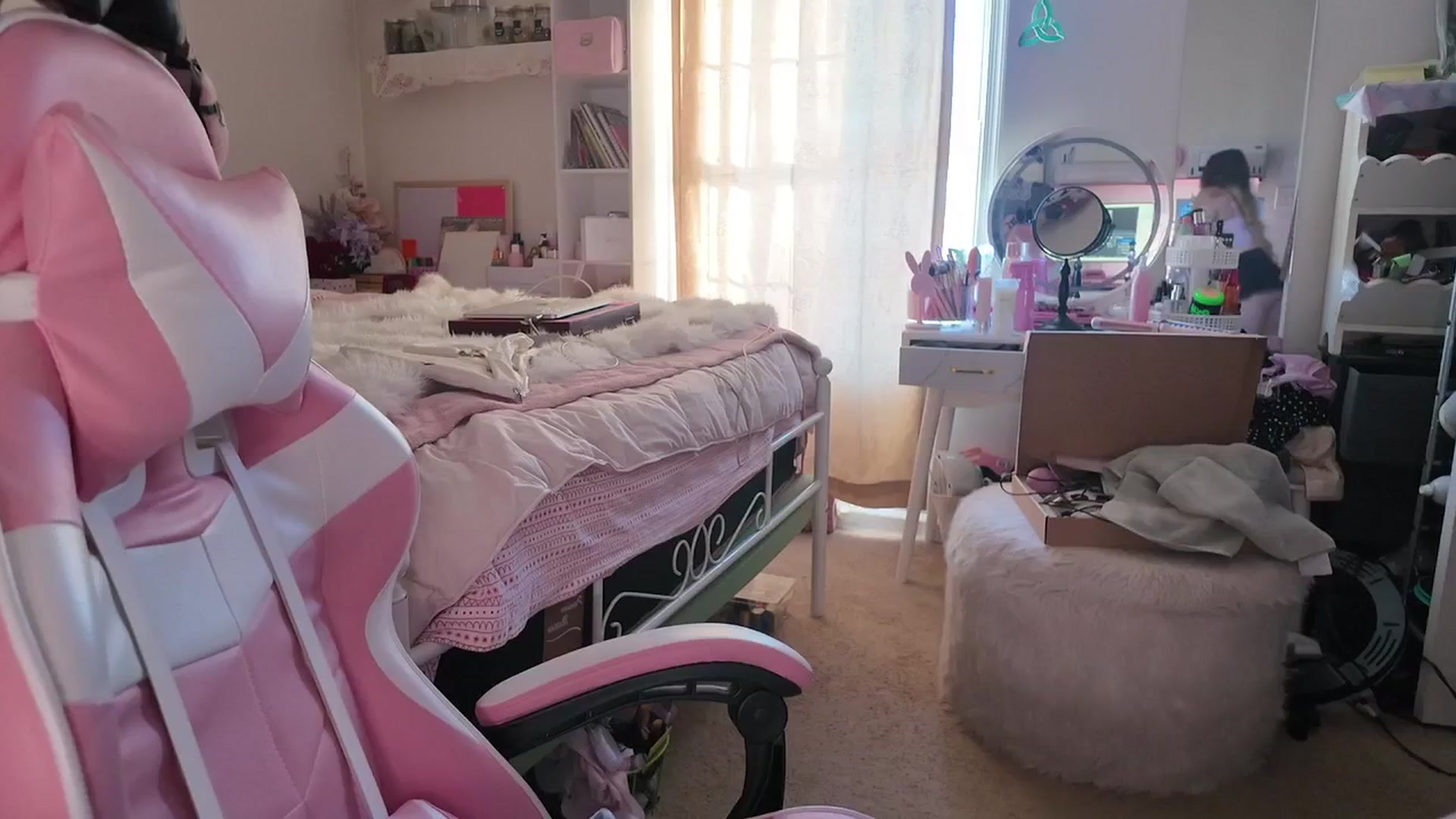 Gallery image thumbnail from lolypopbubble's myfreecams stream on, 02/10/2026, 21:07 image 14 of 20