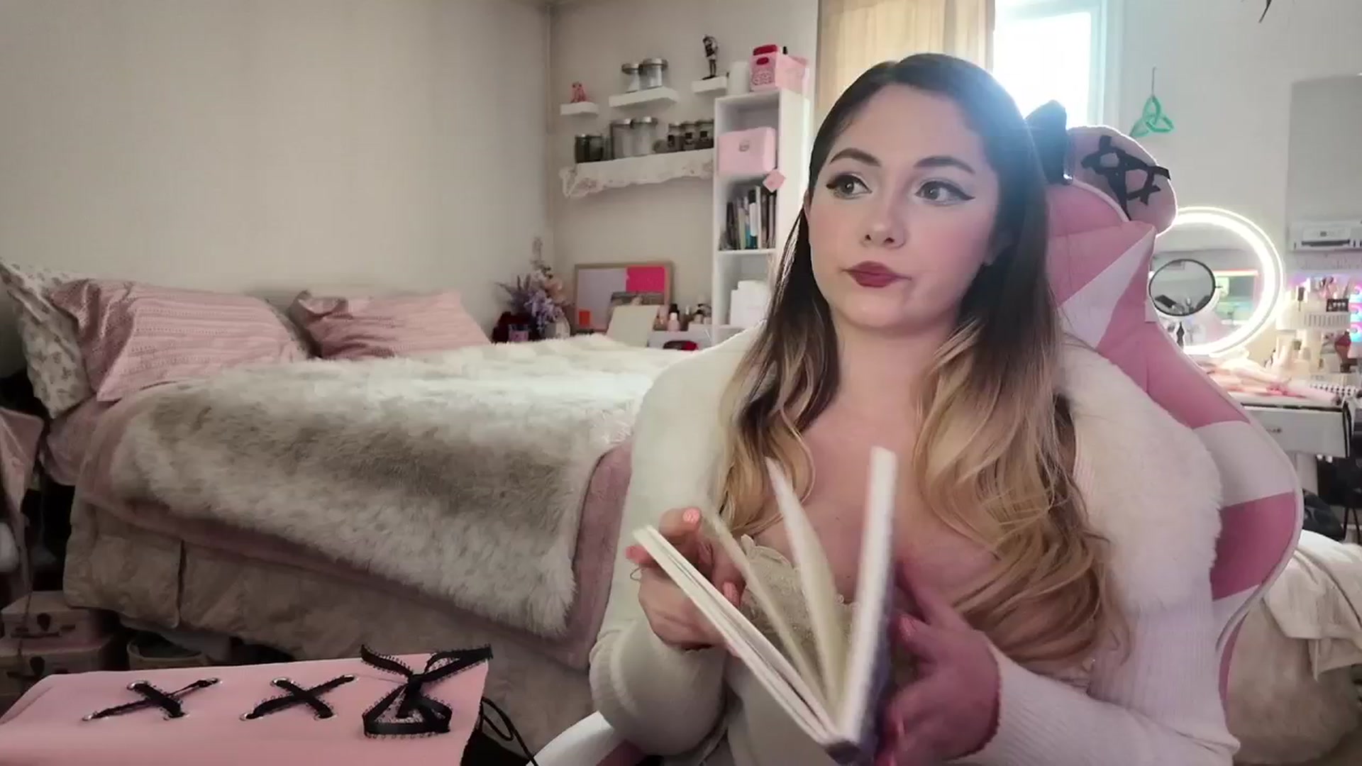 Gallery image thumbnail from lolypopbubble's myfreecams stream on, 02/23/2026, 21:21 image 10 of 20