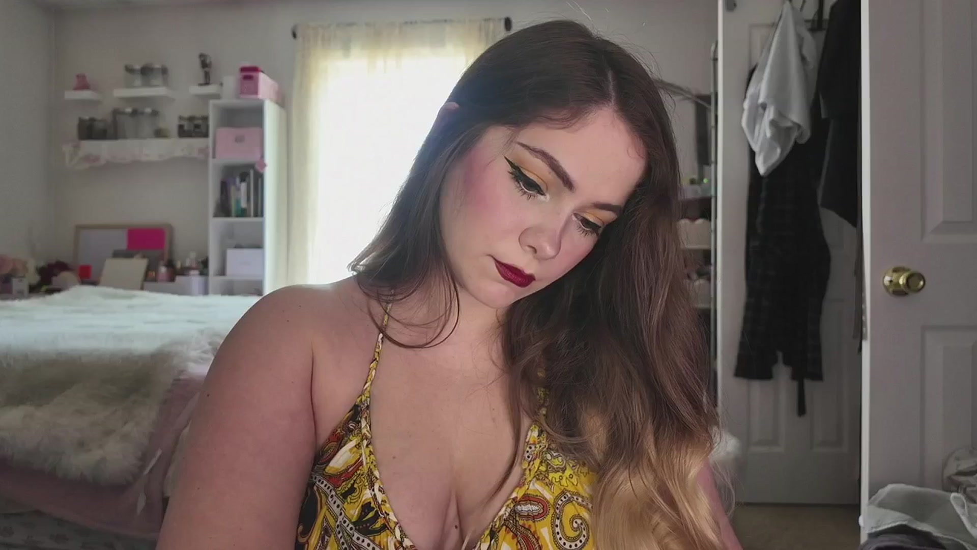 Gallery image thumbnail from lolypopbubble's myfreecams stream on, 04/03/2026, 18:57 image 5 of 20