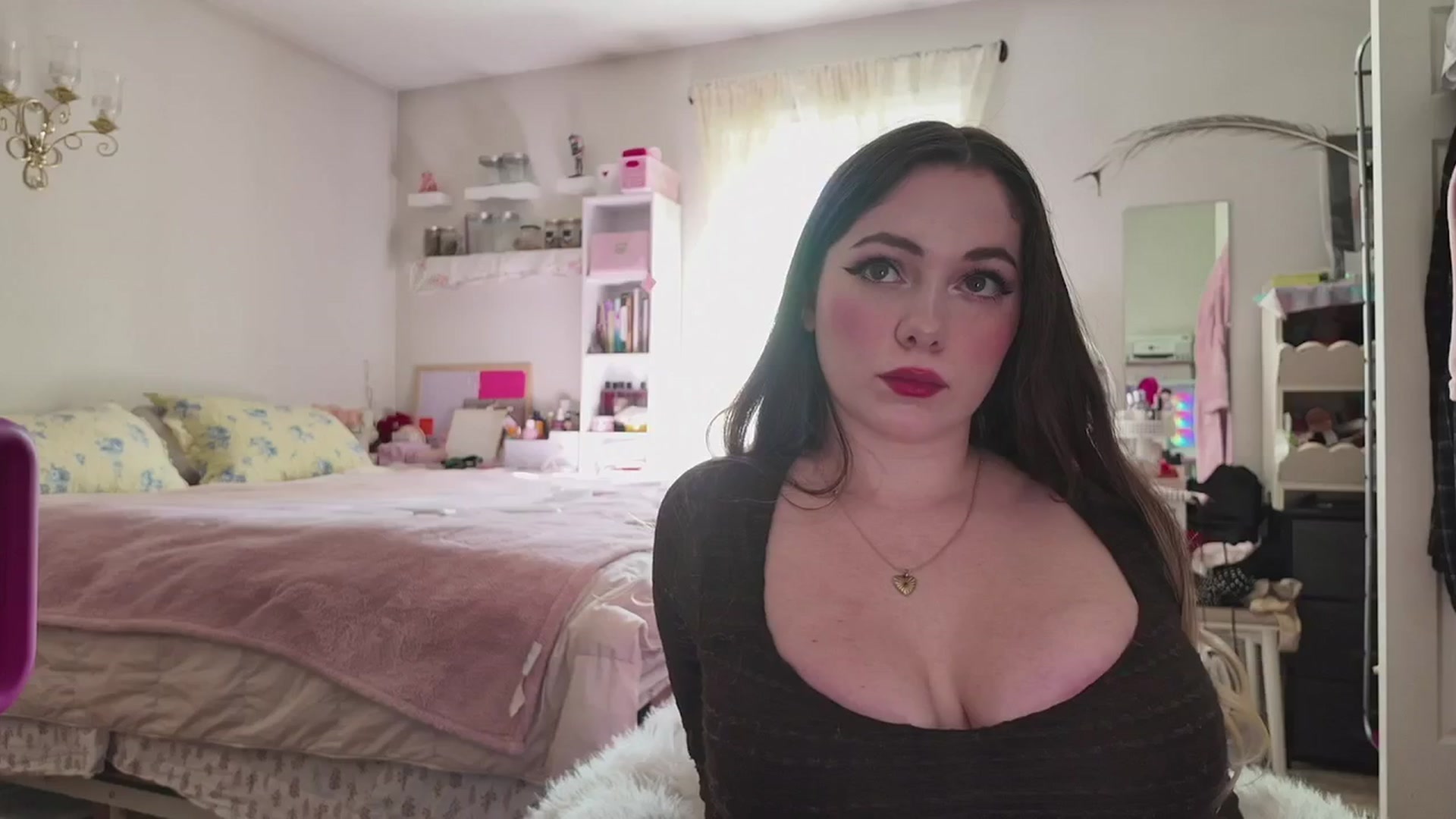 Gallery image thumbnail from lolypopbubble's myfreecams stream on, 04/23/2026, 20:21 image 20 of 20