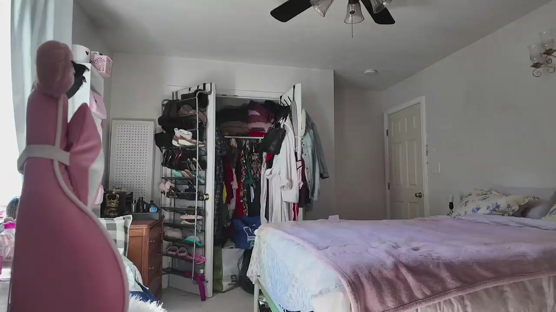 Gallery image thumbnail from lolypopbubble's myfreecams stream on, 05/12/2026, 21:14 image 15 of 20