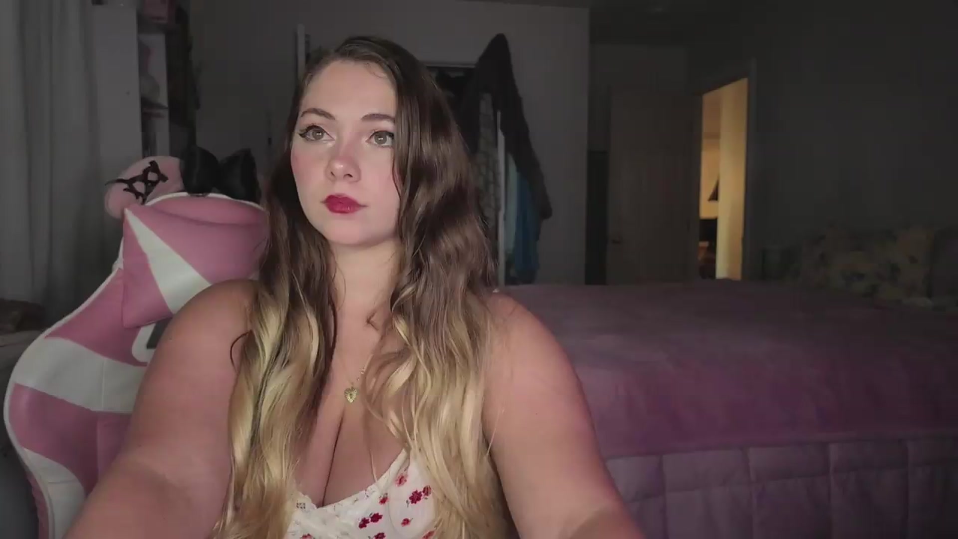 Gallery image thumbnail from lolypopbubble's myfreecams stream on, 08/13/2026, 03:09 image 14 of 20