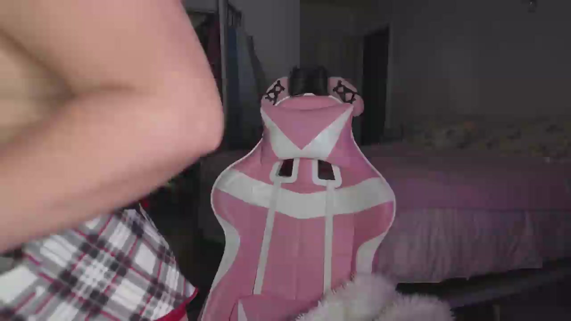 Gallery image thumbnail from lolypopbubble's myfreecams stream on, 08/30/2026, 05:57 image 5 of 20