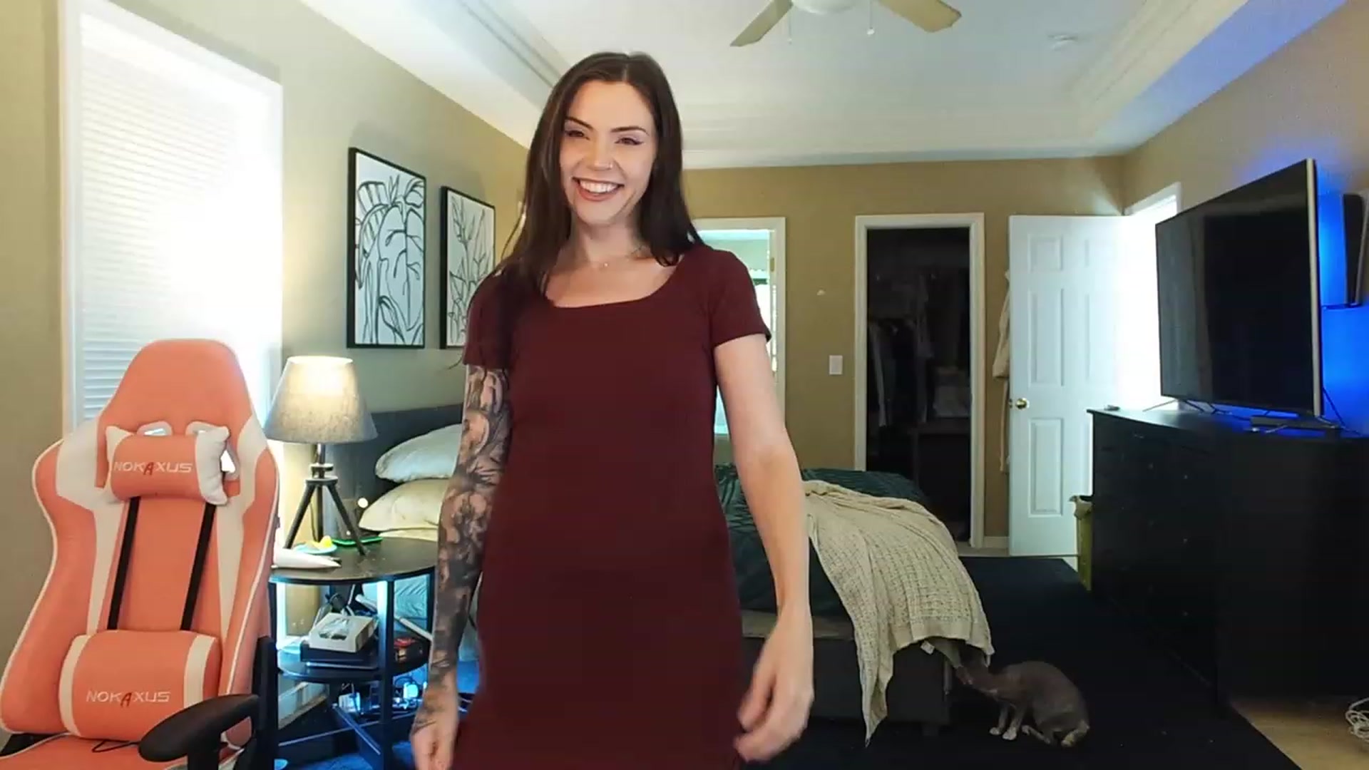 Gallery image thumbnail from london_ellise's myfreecams stream on, 06/27/2023, 17:31 image 1 of 20