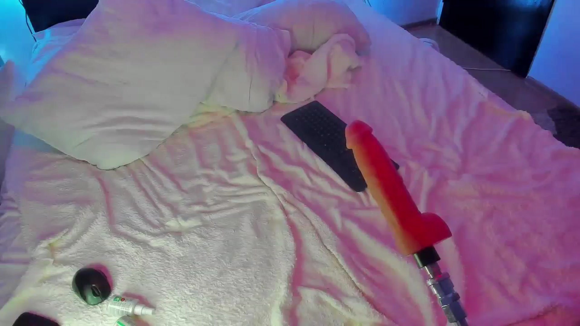 Gallery image thumbnail from loraine_doll's myfreecams stream on, 11/08/2023, 19:23 image 4 of 20