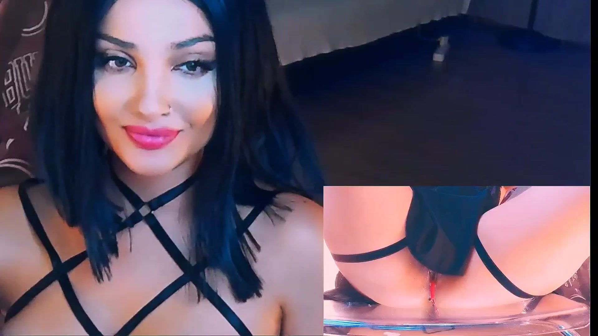 Gallery image thumbnail from loraine_doll's myfreecams stream on, 09/05/2024, 19:11 image 15 of 20