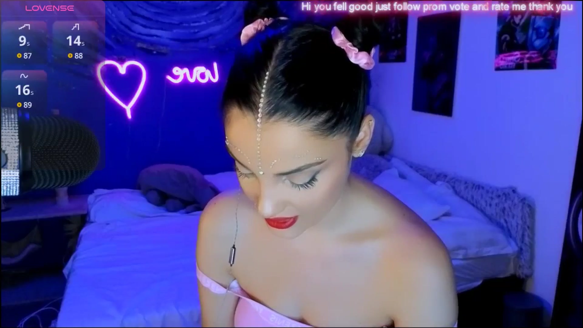 Gallery image thumbnail from loraine_doll's myfreecams stream on, 12/02/2024, 16:14 image 2 of 20