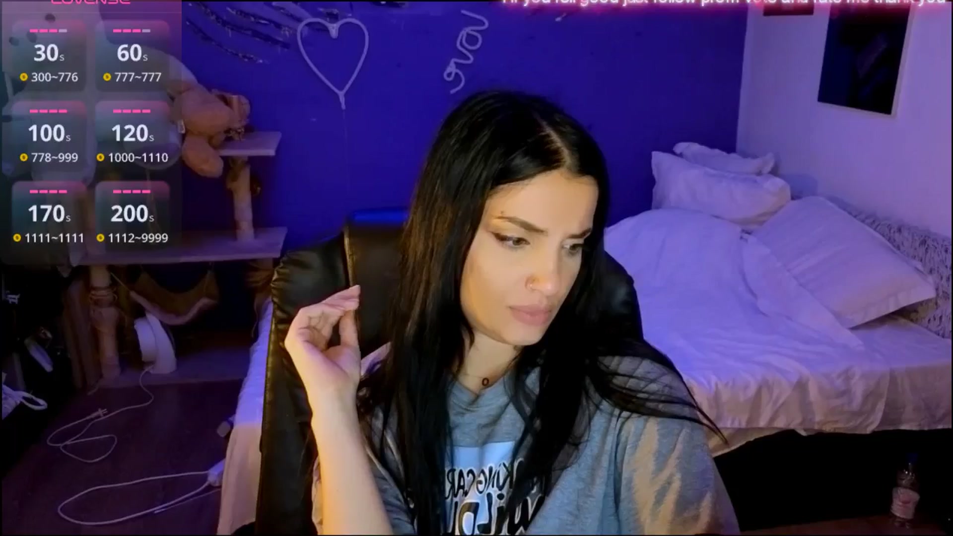 Gallery image thumbnail from loraine_doll's myfreecams stream on, 12/10/2024, 22:08 image 20 of 20