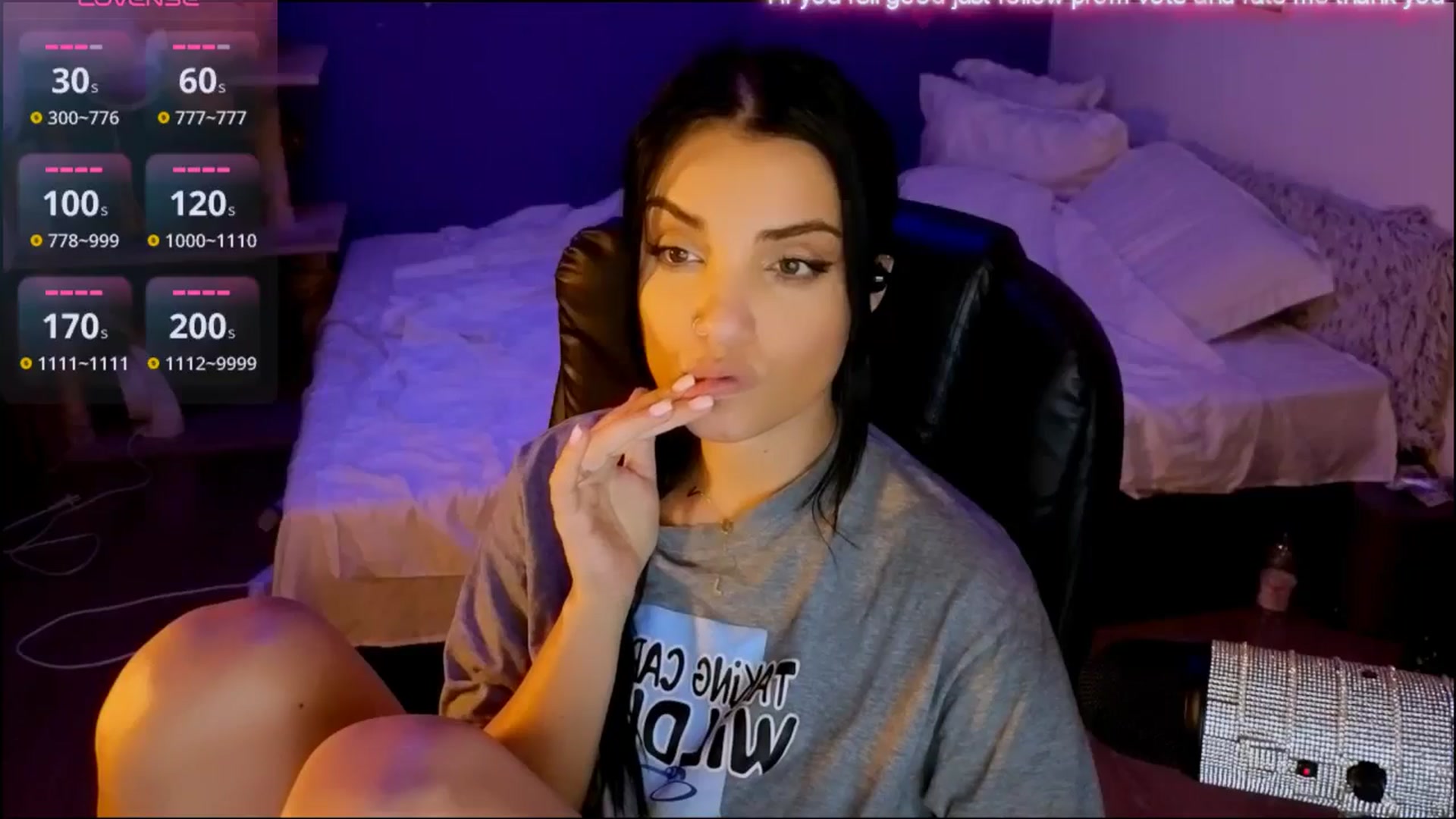 Gallery image thumbnail from loraine_doll's myfreecams stream on, 12/10/2024, 22:08 image 3 of 20