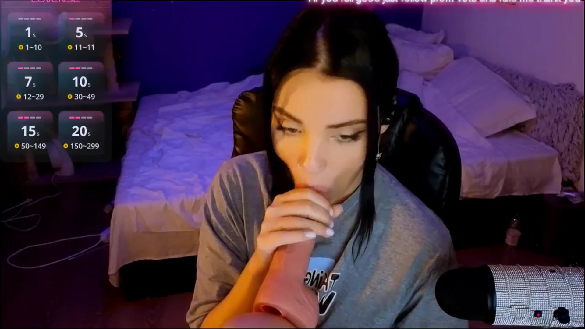 Gallery image thumbnail from loraine_doll's myfreecams stream on, 12/10/2024, 22:08 image 6 of 20
