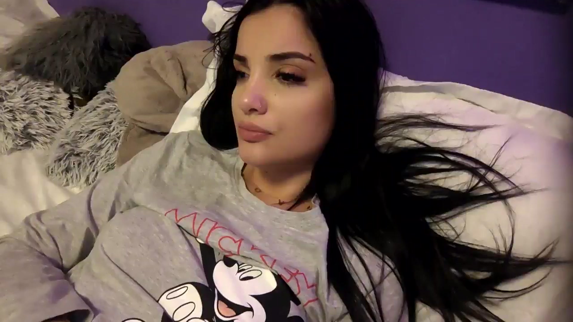 Gallery image thumbnail from loraine_doll's myfreecams stream on, 12/24/2024, 01:00 image 4 of 20