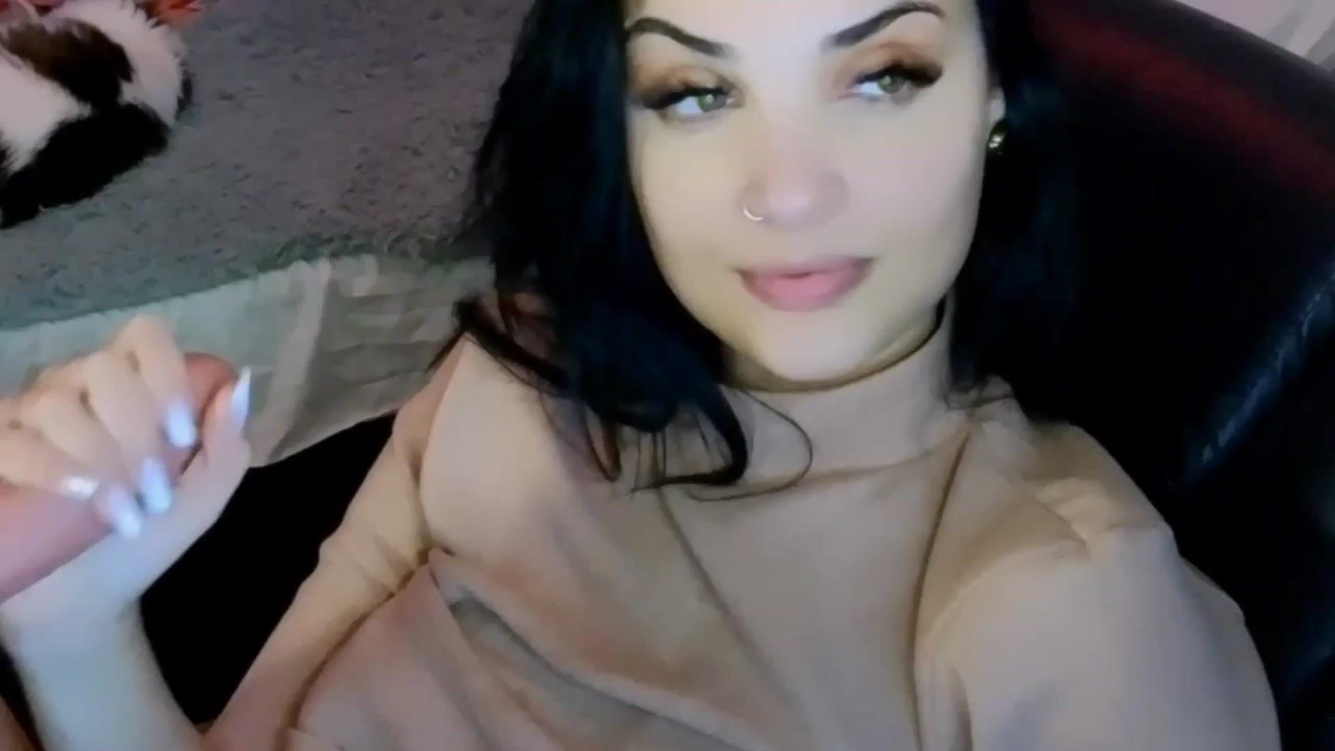 Gallery image thumbnail from loraine_doll's myfreecams stream on, 12/30/2024, 23:32 image 20 of 20