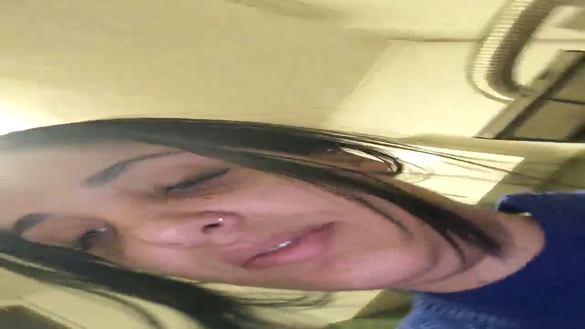 Gallery image thumbnail from loraine_doll's myfreecams stream on, 01/23/2025, 18:07 image 10 of 20