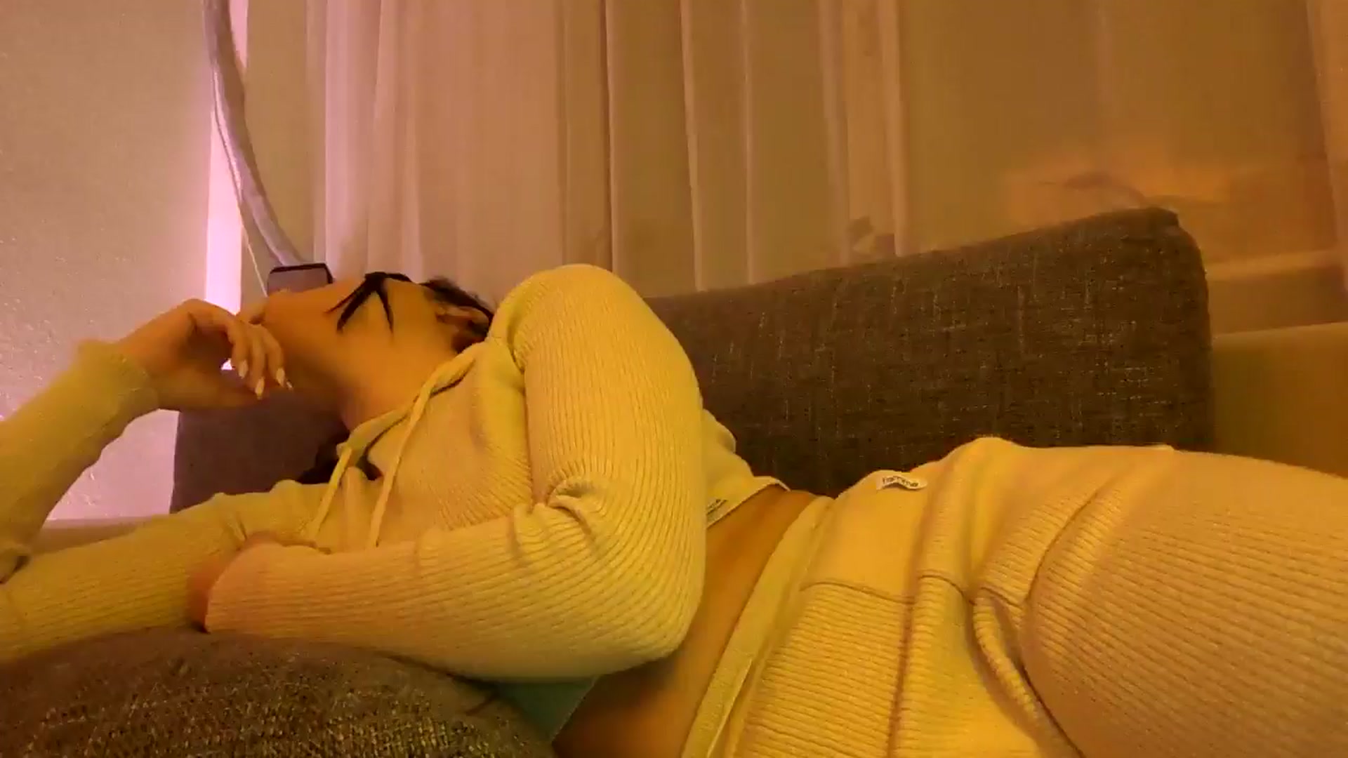 Gallery image thumbnail from loraine_doll's myfreecams stream on, 01/24/2025, 22:15 image 1 of 20