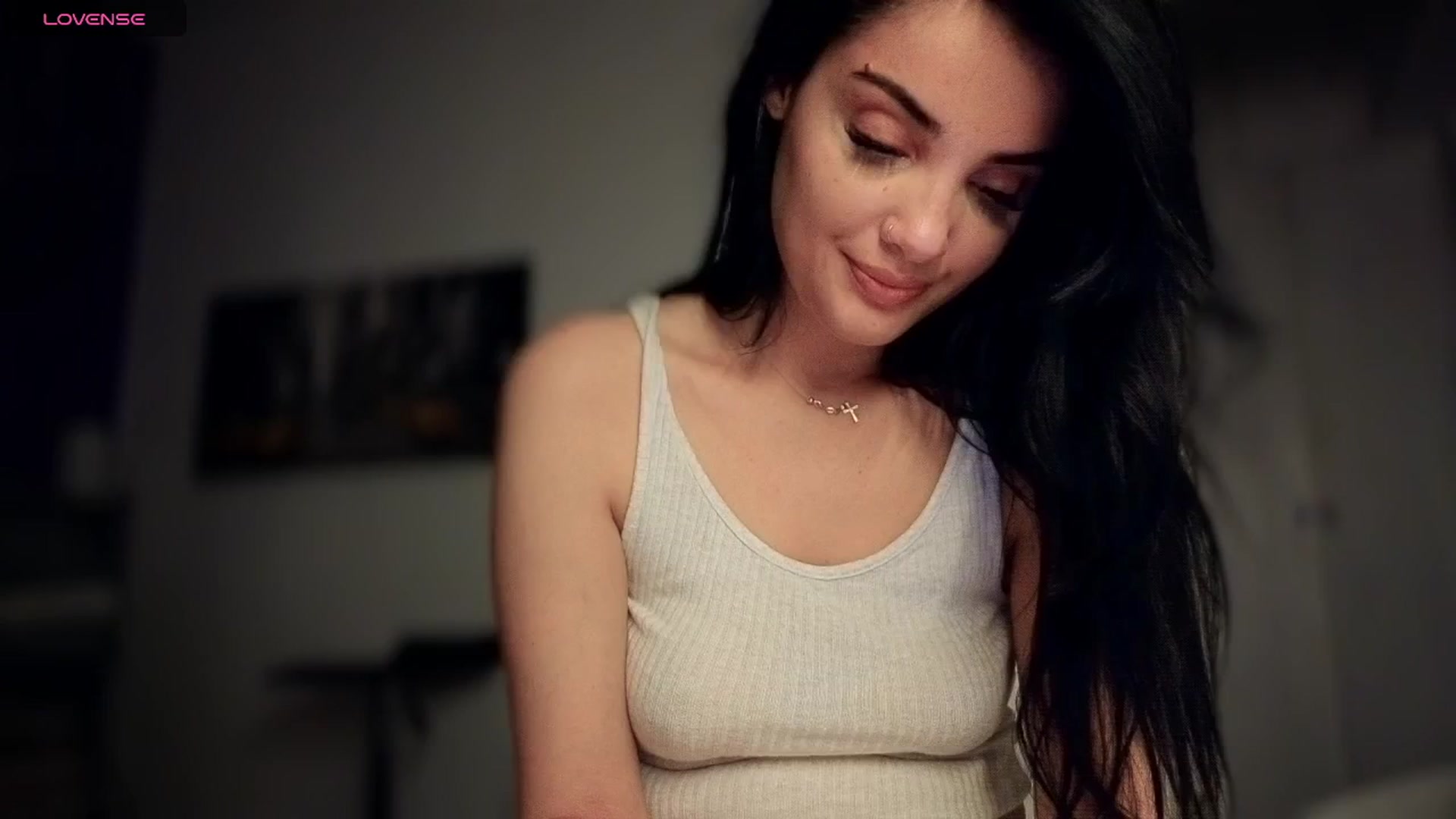 Gallery image thumbnail from loraine_doll's myfreecams stream on, 04/10/2025, 19:45 image 10 of 20