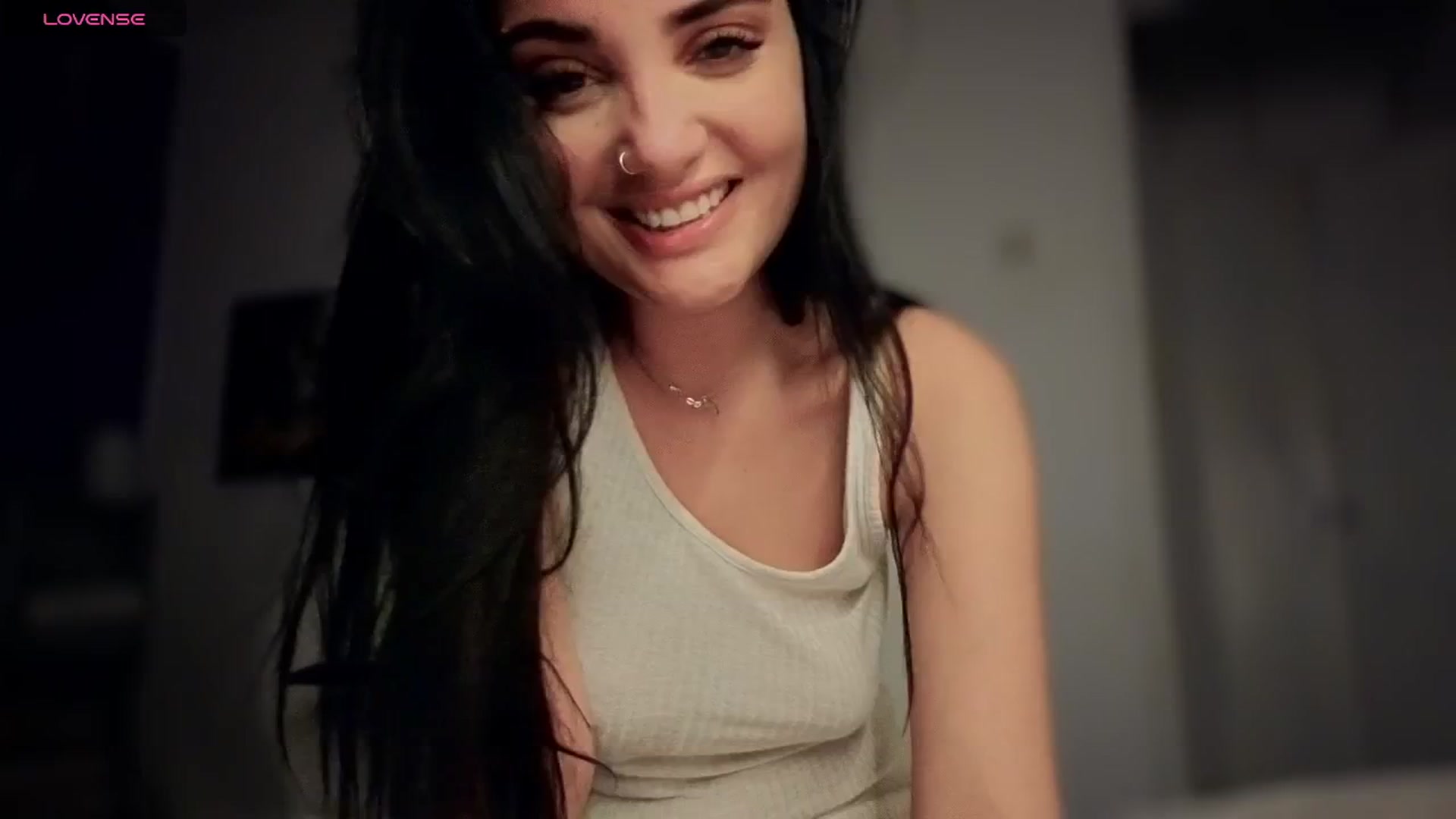 Gallery image thumbnail from loraine_doll's myfreecams stream on, 04/10/2025, 19:45 image 9 of 20