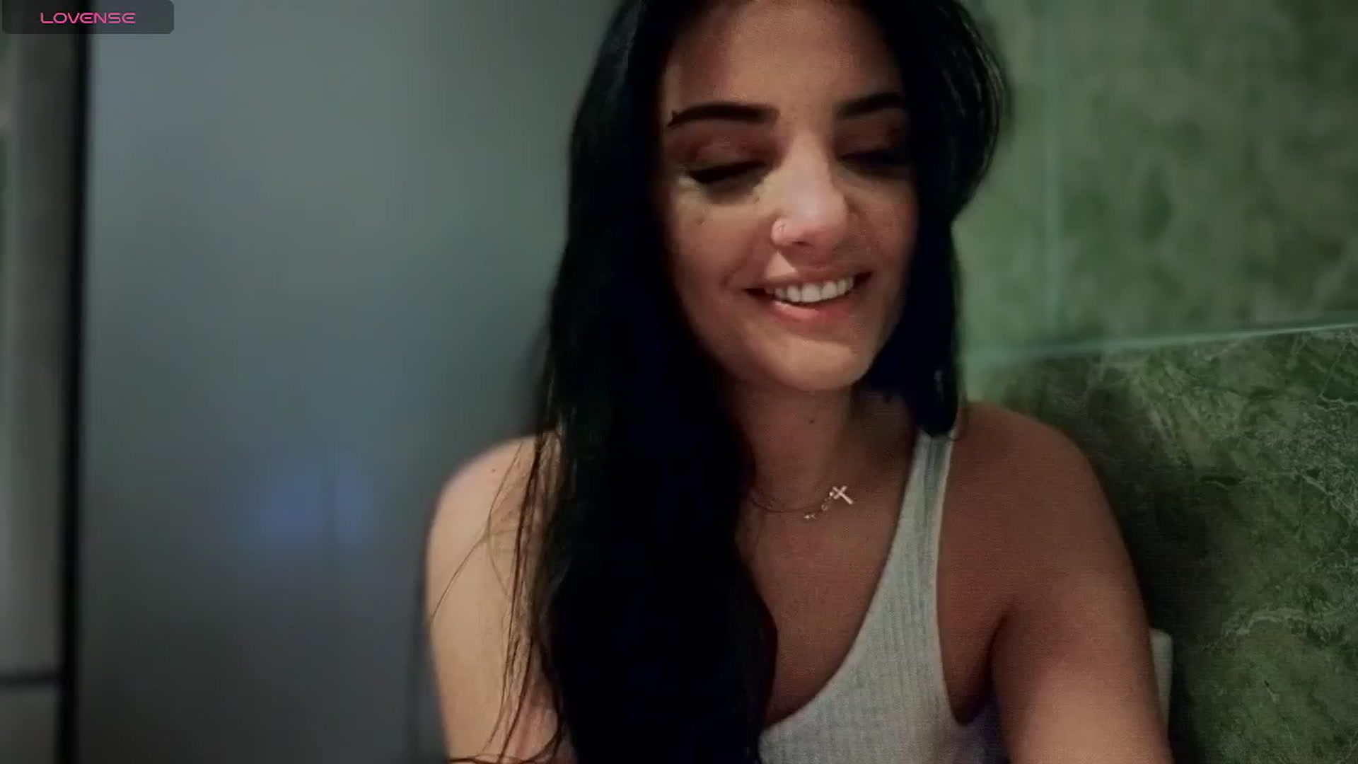Gallery image thumbnail from loraine_doll's myfreecams stream on, 04/10/2025, 19:45 image 2 of 20