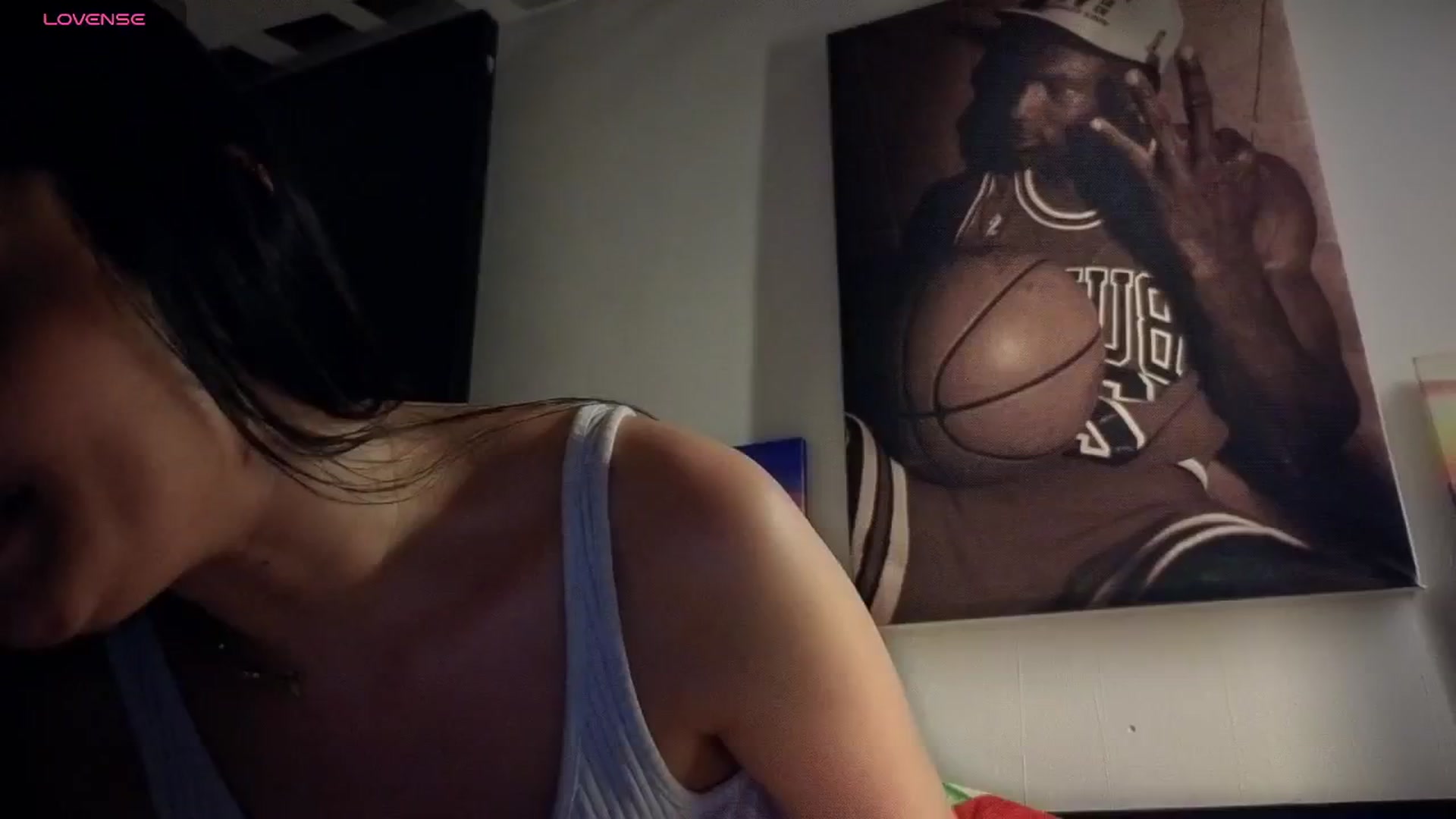 Gallery image thumbnail from loraine_doll's myfreecams stream on, 04/10/2025, 21:19 image 20 of 20