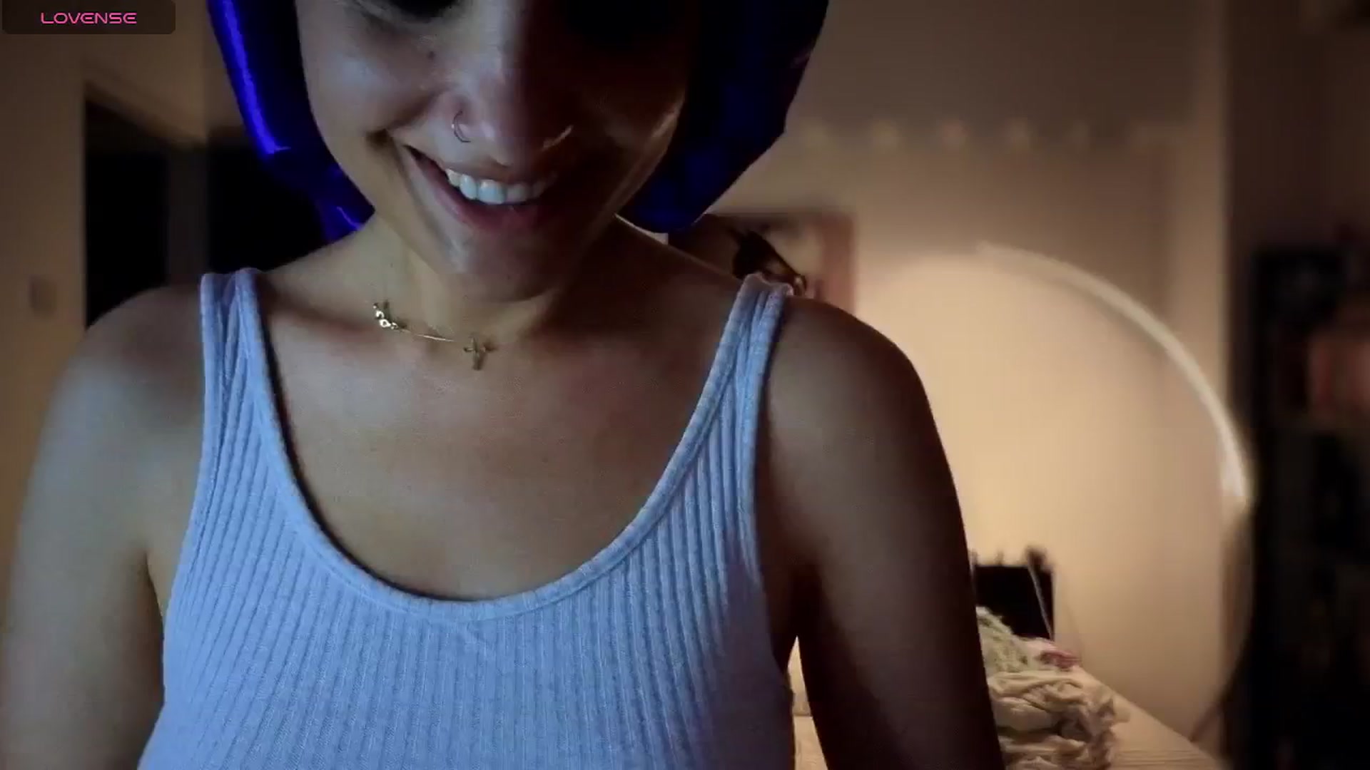 Gallery image thumbnail from loraine_doll's myfreecams stream on, 04/10/2025, 21:19 image 15 of 20