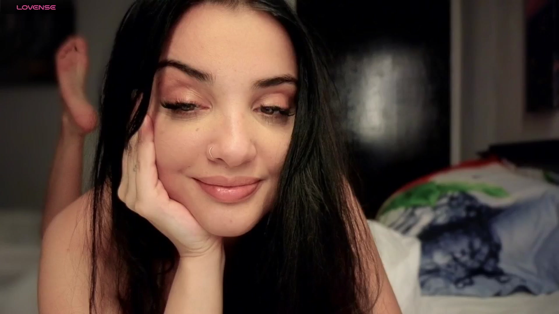 Gallery image thumbnail from loraine_doll's myfreecams stream on, 04/14/2025, 20:39 image 2 of 20